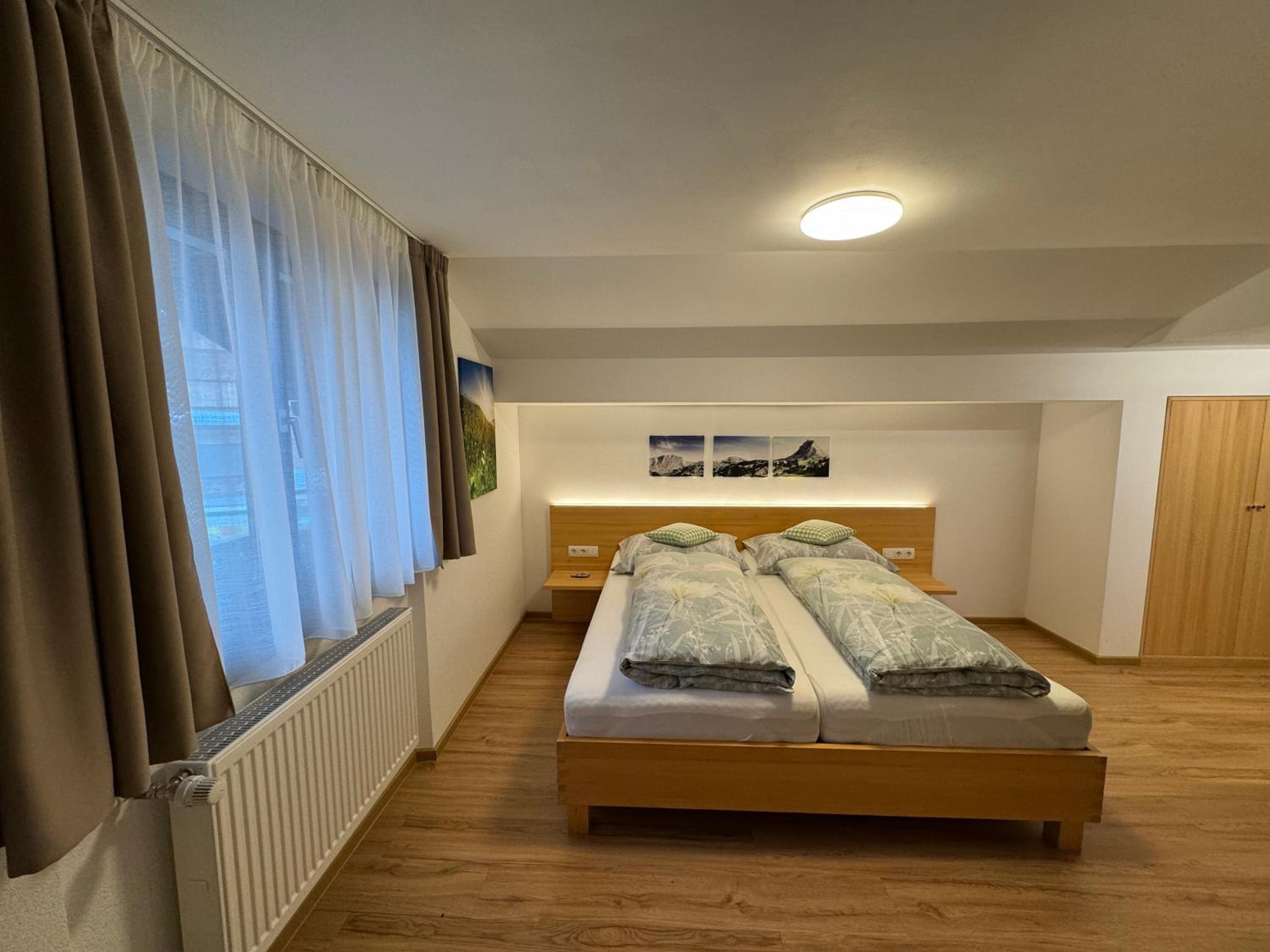 Hotel Garni Enzian