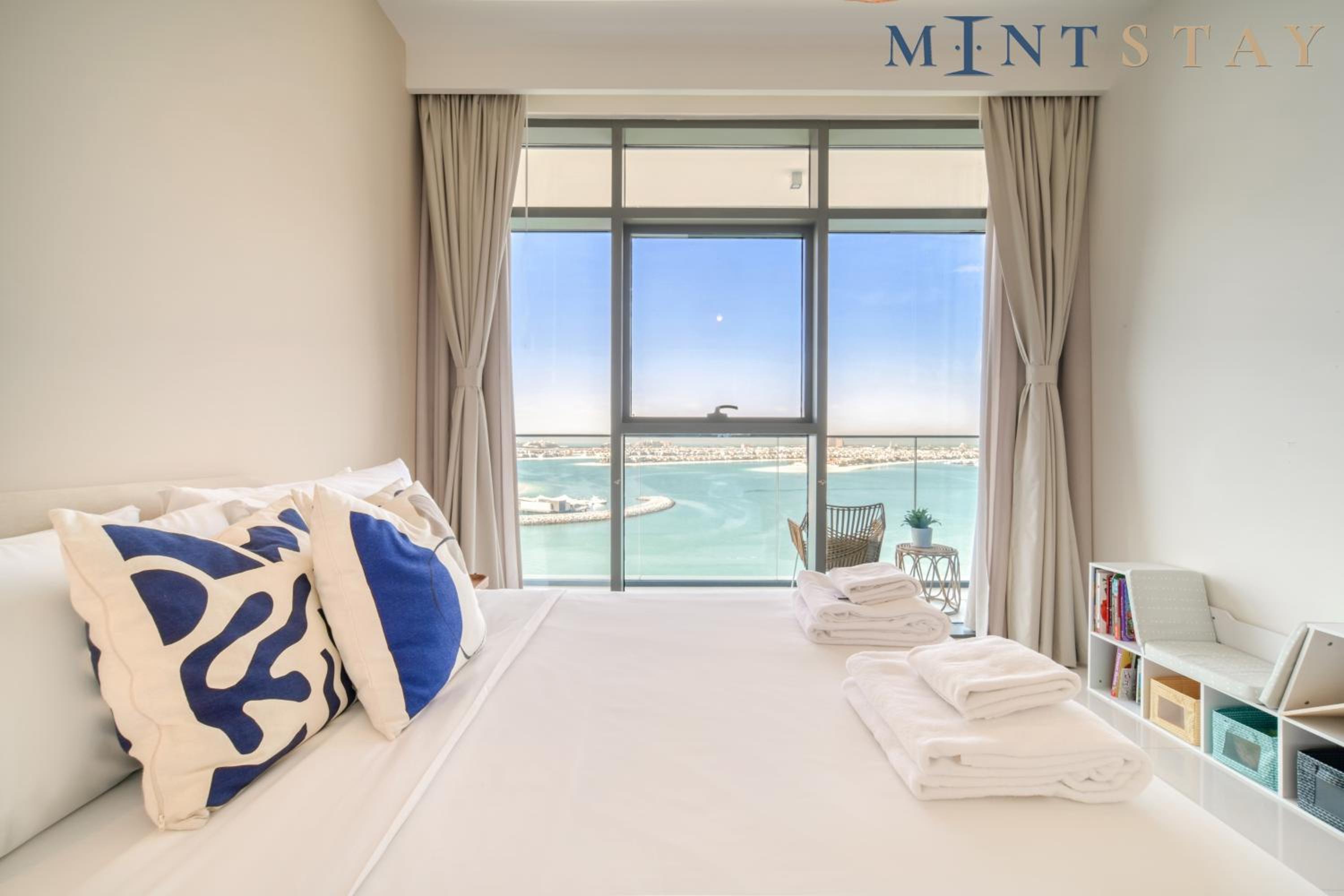 Beach Vista 1 Emaar Beachfront - Mint Stay