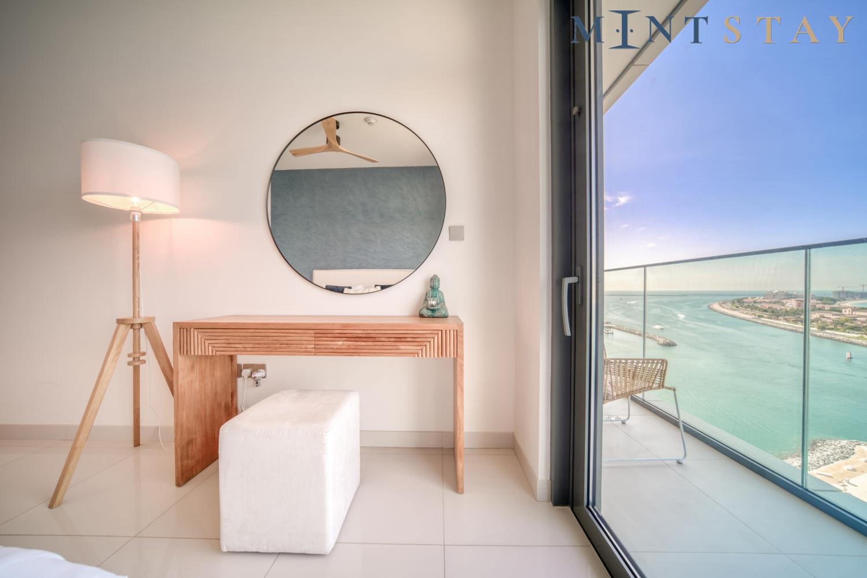Beach Vista 1 Emaar Beachfront - Mint Stay
