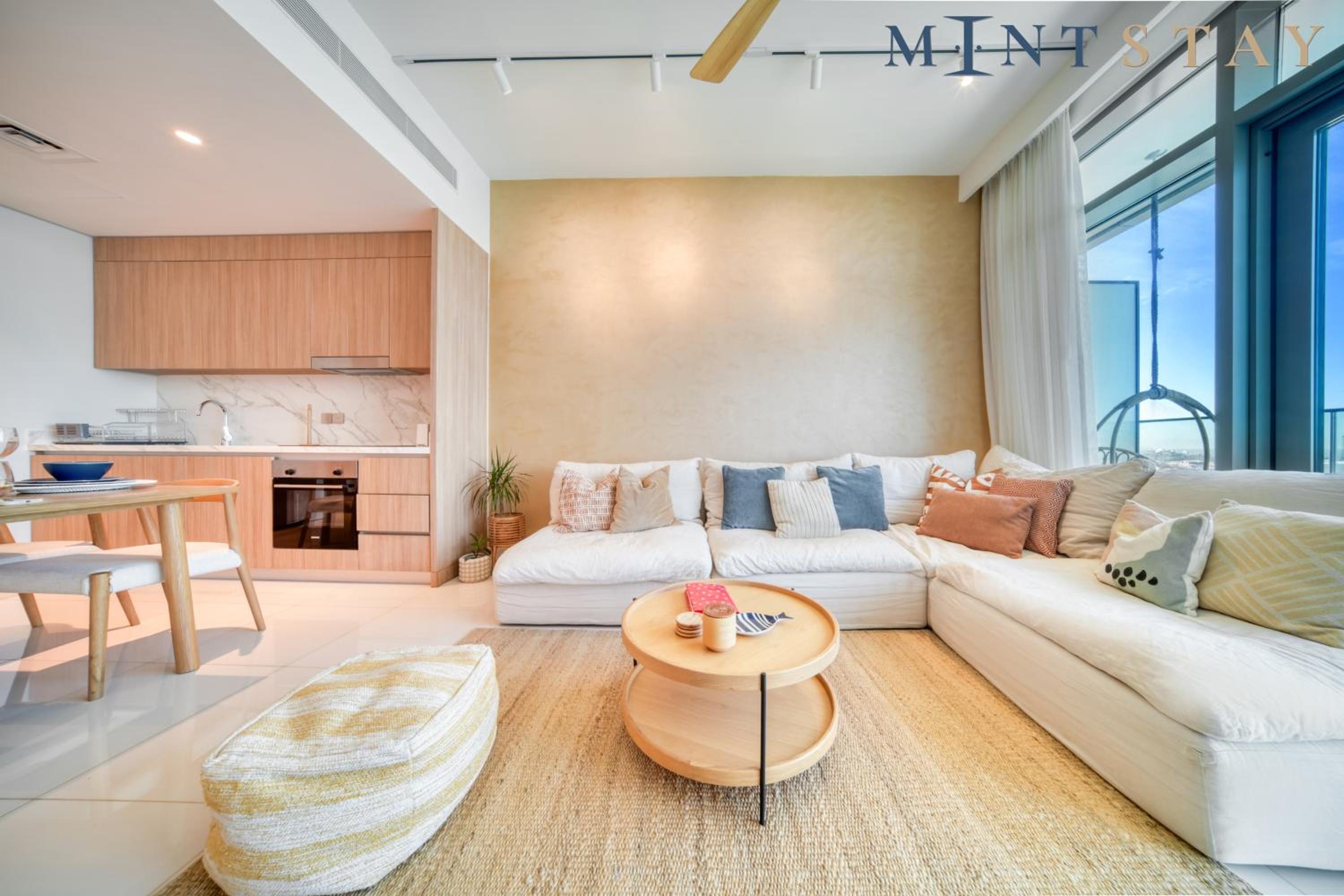 Beach Vista 1 Emaar Beachfront - Mint Stay