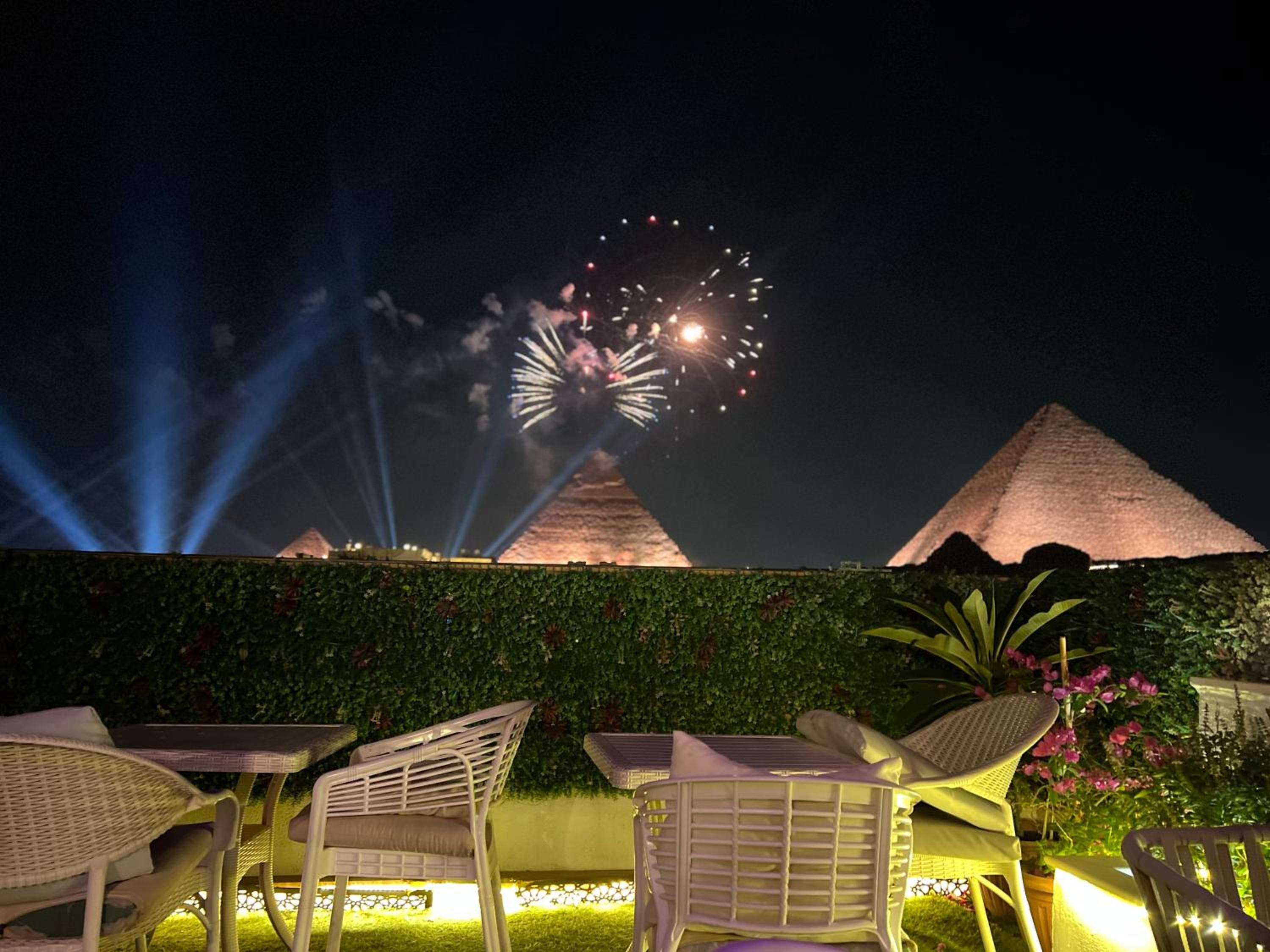 Pyramids Top Inn