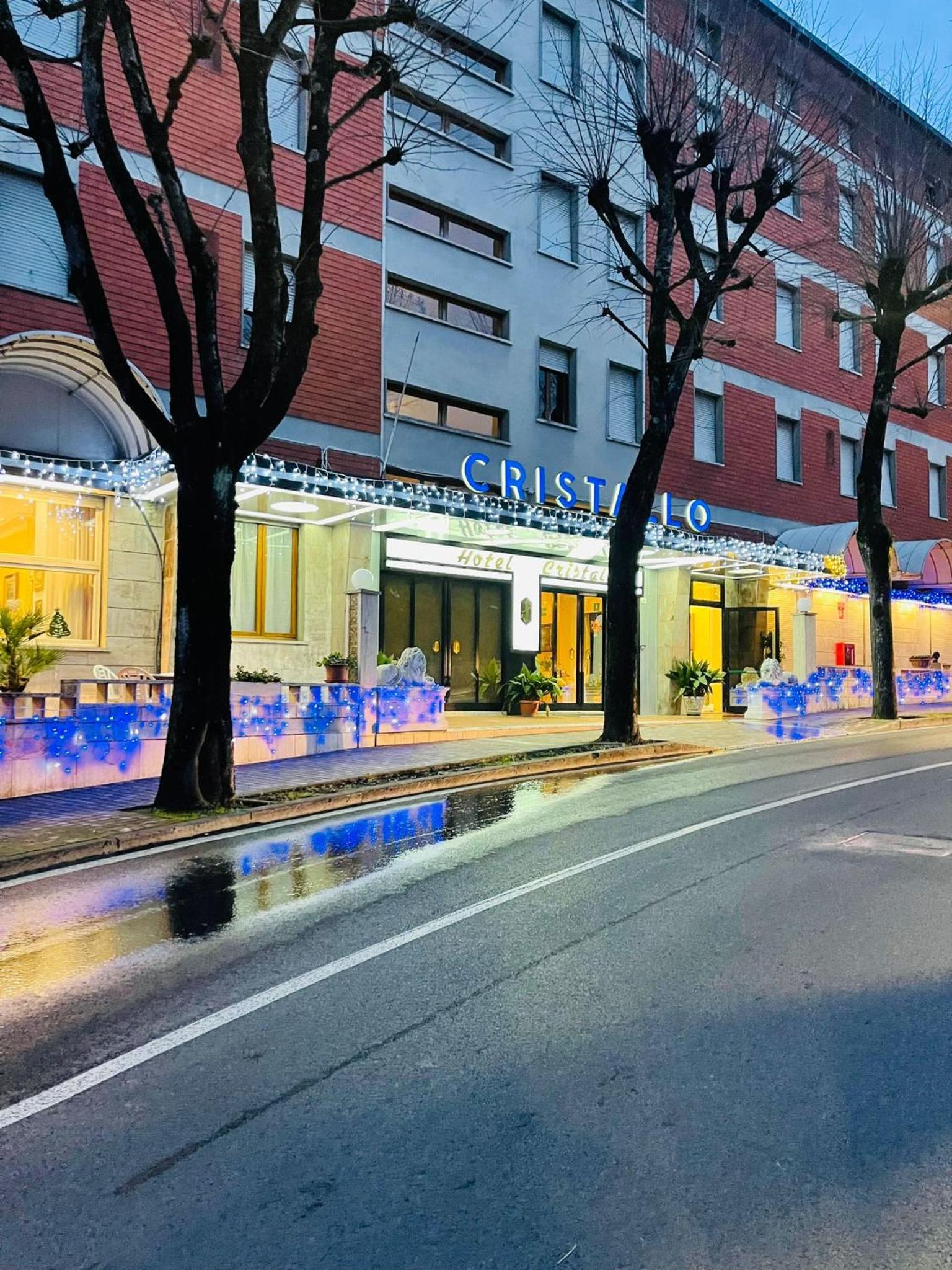 Hotel Cristallo - Chianciano Terme - Image 1