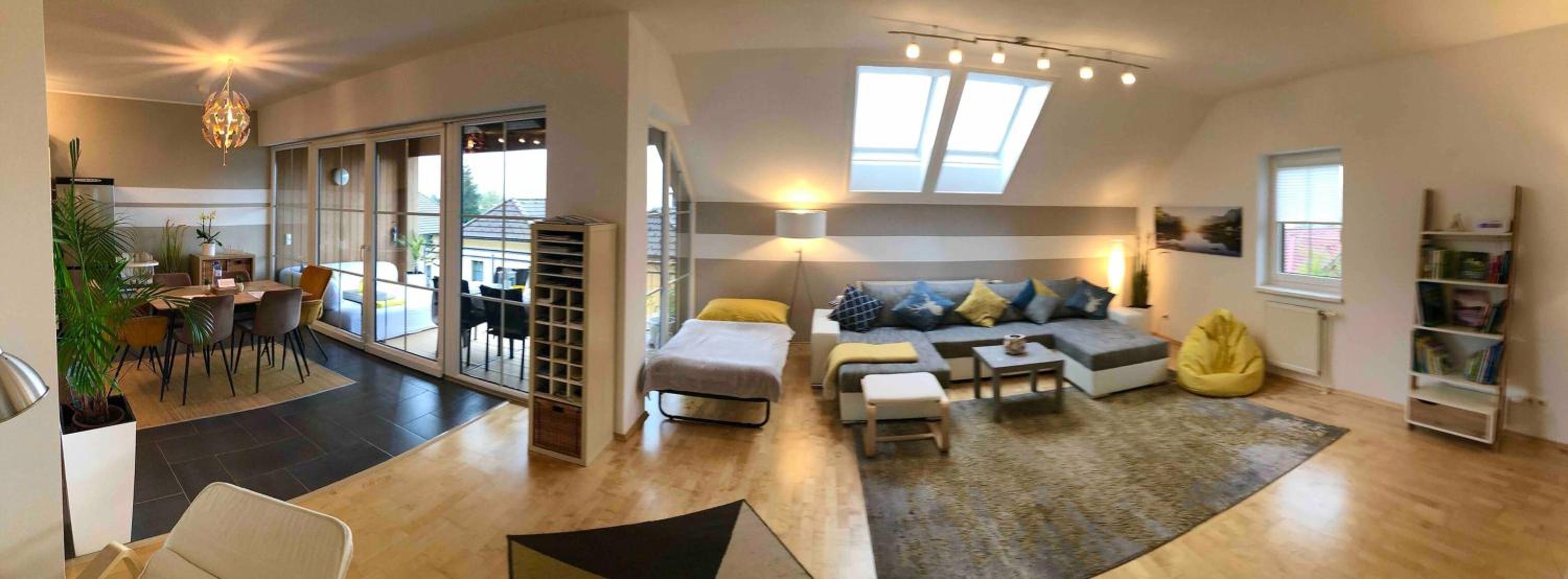 Apartment With Amazing Lake- and Mountain View