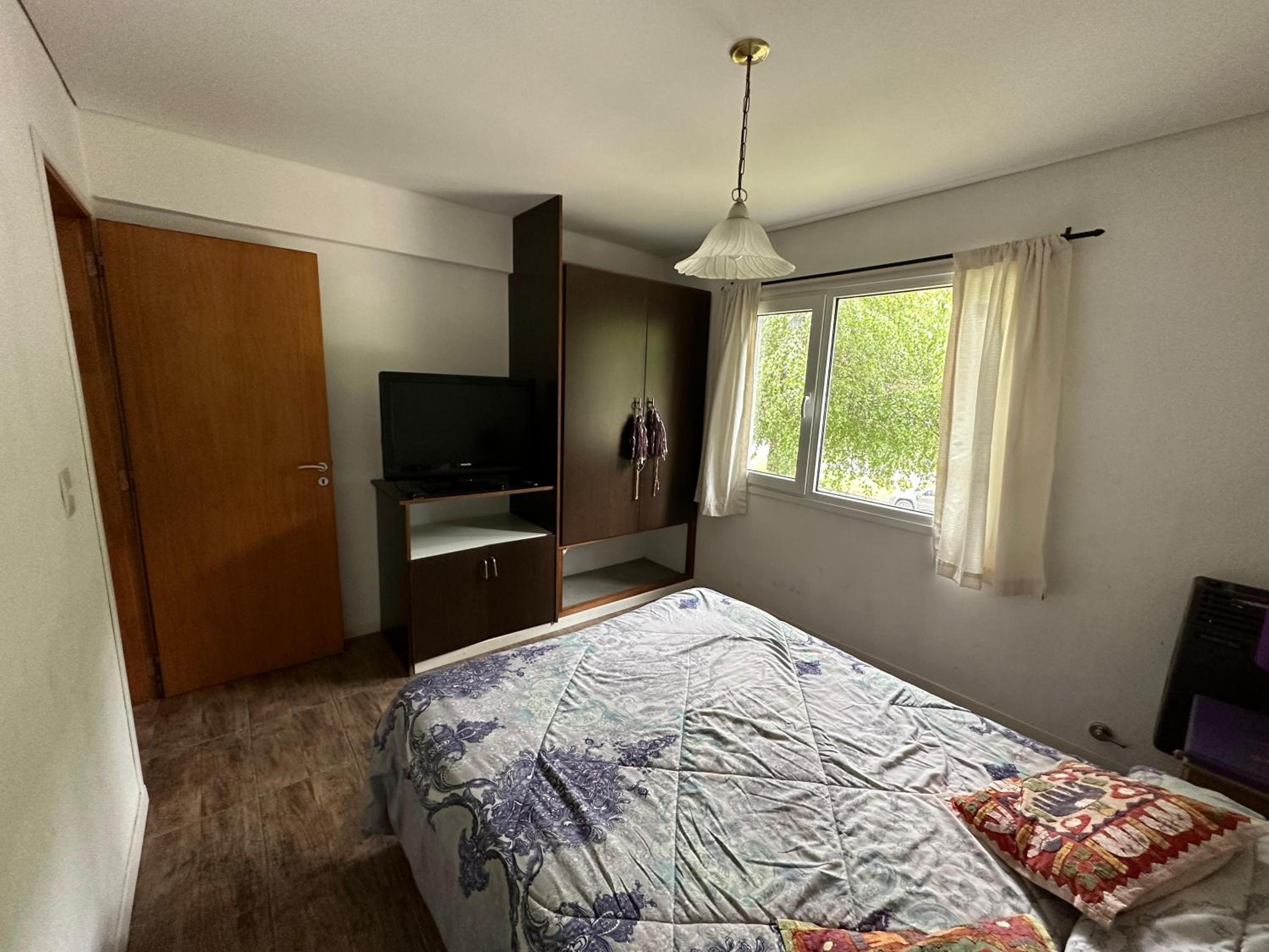 La casita del bosque - cerca al lago - ideal para parejas y familias
