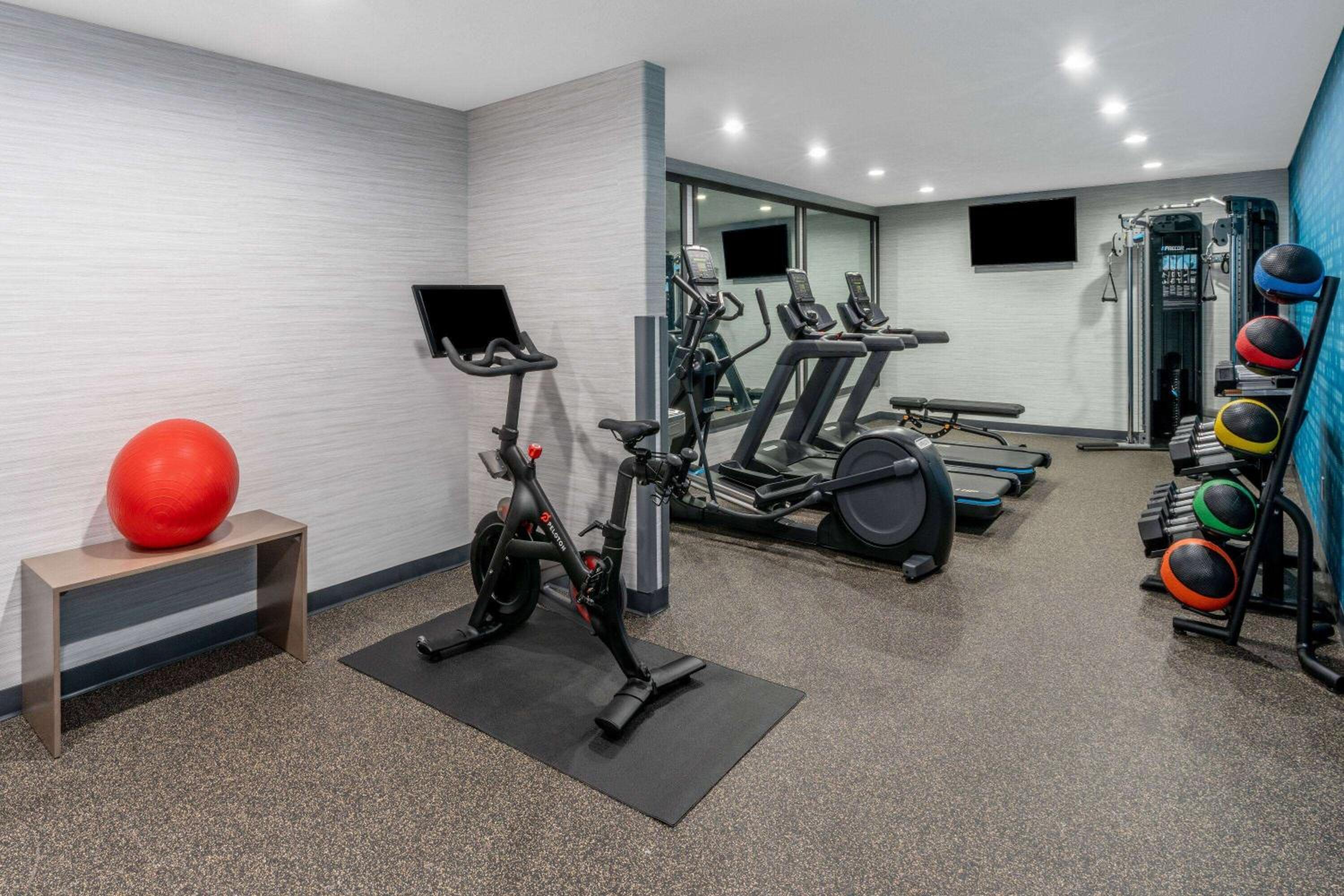 Santa Rosa Vacations - La Quinta by Wyndham Santa Rosa - Property Image 5