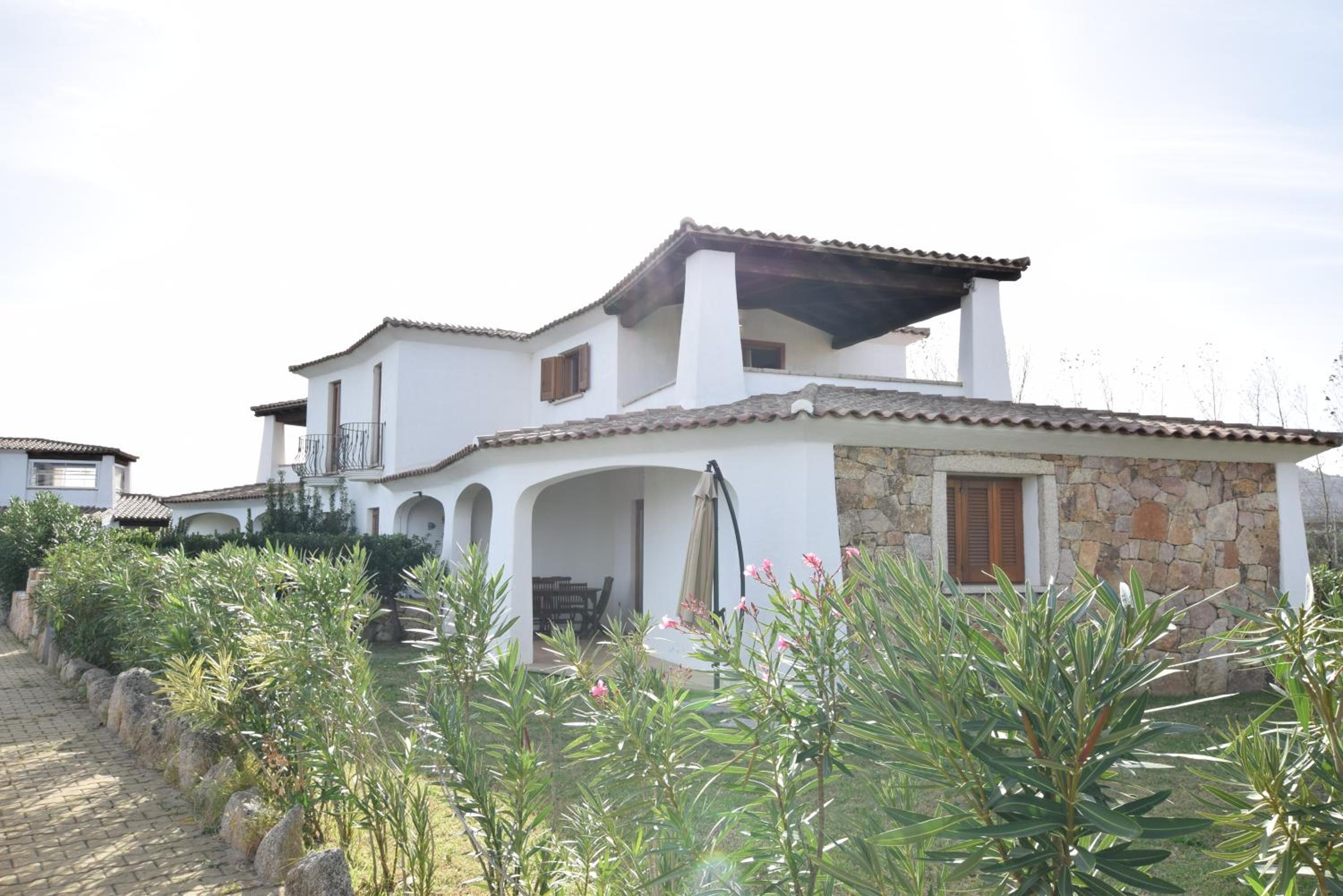 Luisa Apartment In Budoni, Shared Pool