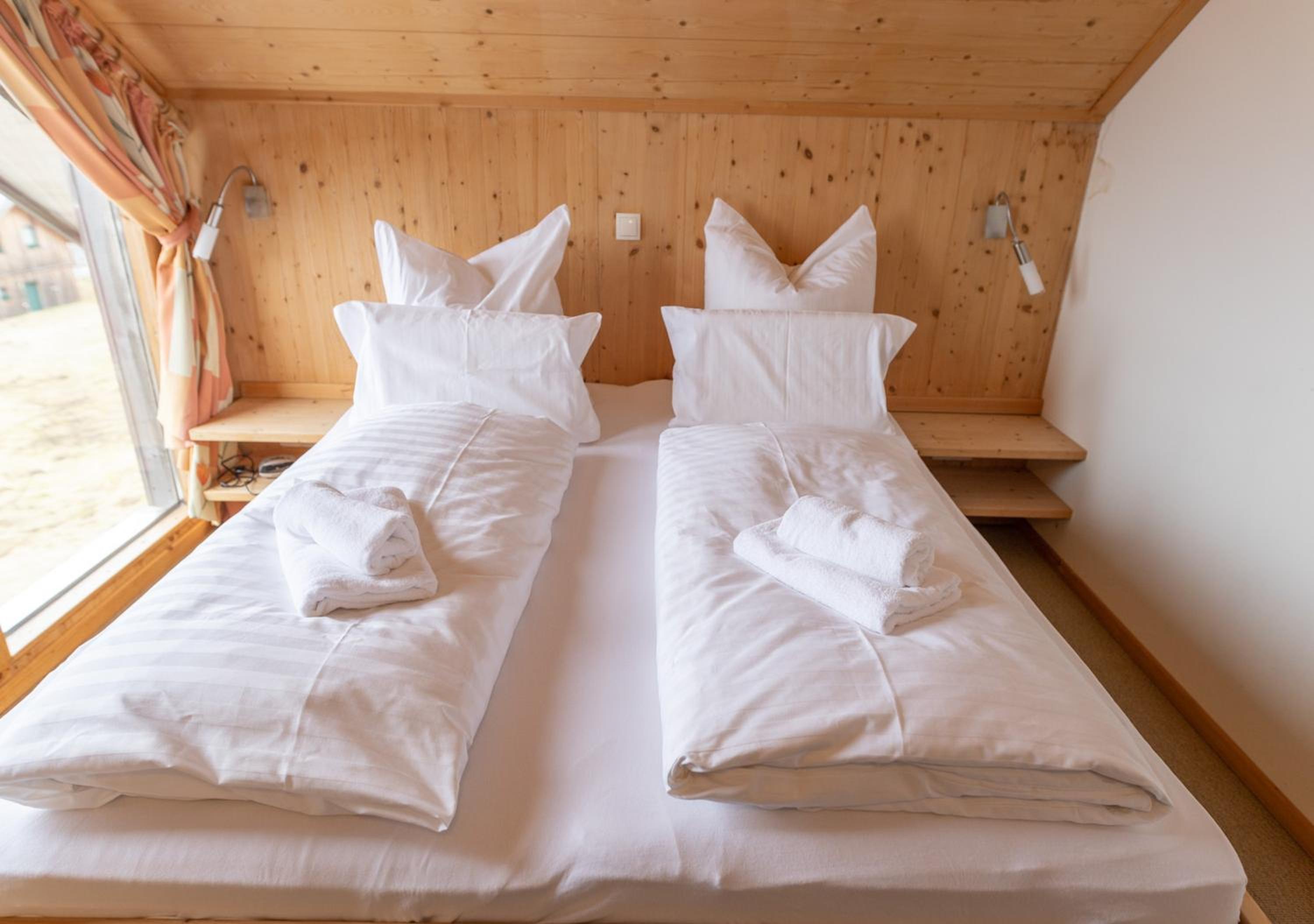 1A Chalet '4 Jahreszeiten' Ski fahren und Jacuzzi mit Aussicht!