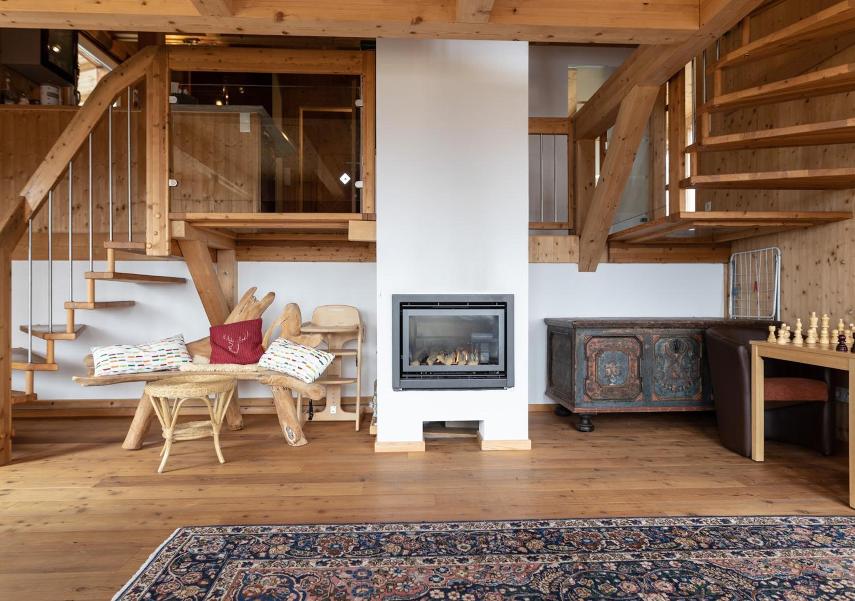 1A Chalet '4 Jahreszeiten' Ski fahren und Jacuzzi mit Aussicht!