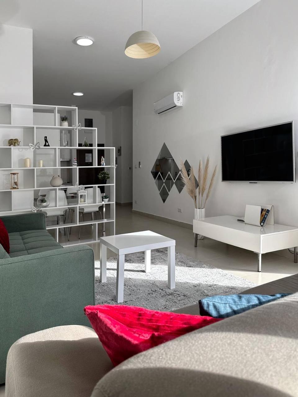 Lavander Bay B01 photo 3