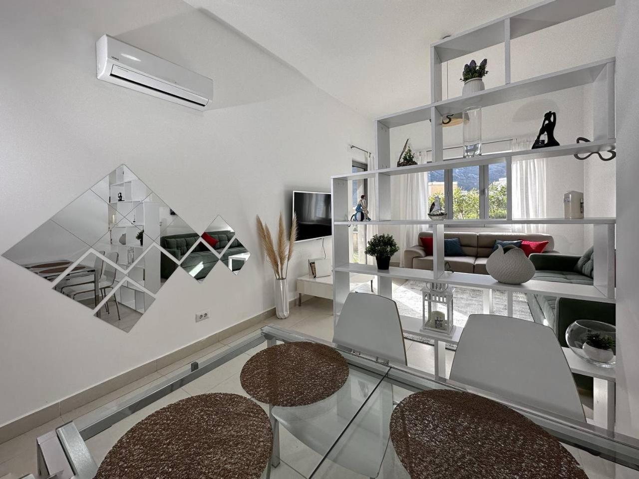 Lavander Bay B01 photo 4