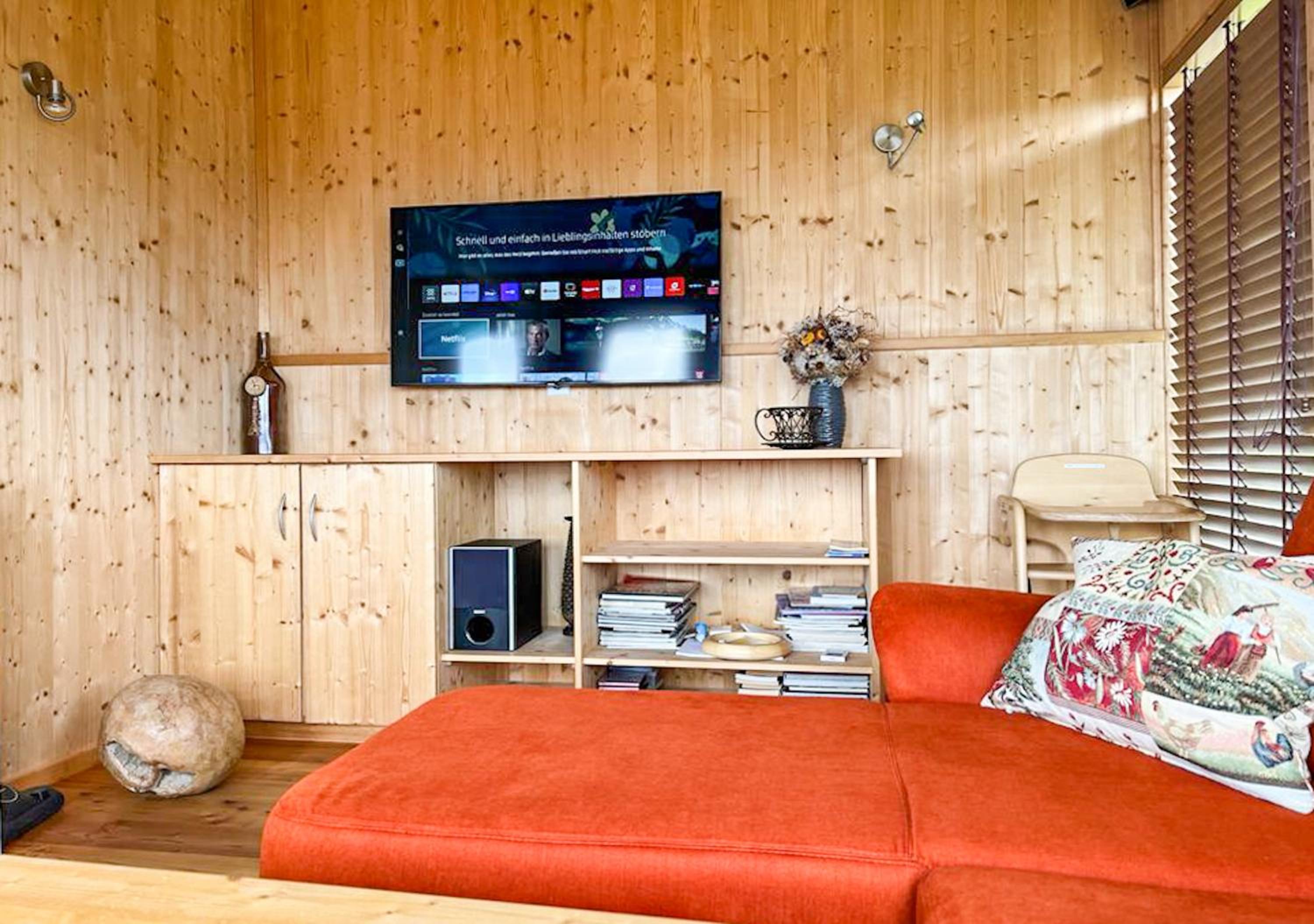 1A Chalet '4 Jahreszeiten' Ski fahren und Jacuzzi mit Aussicht!