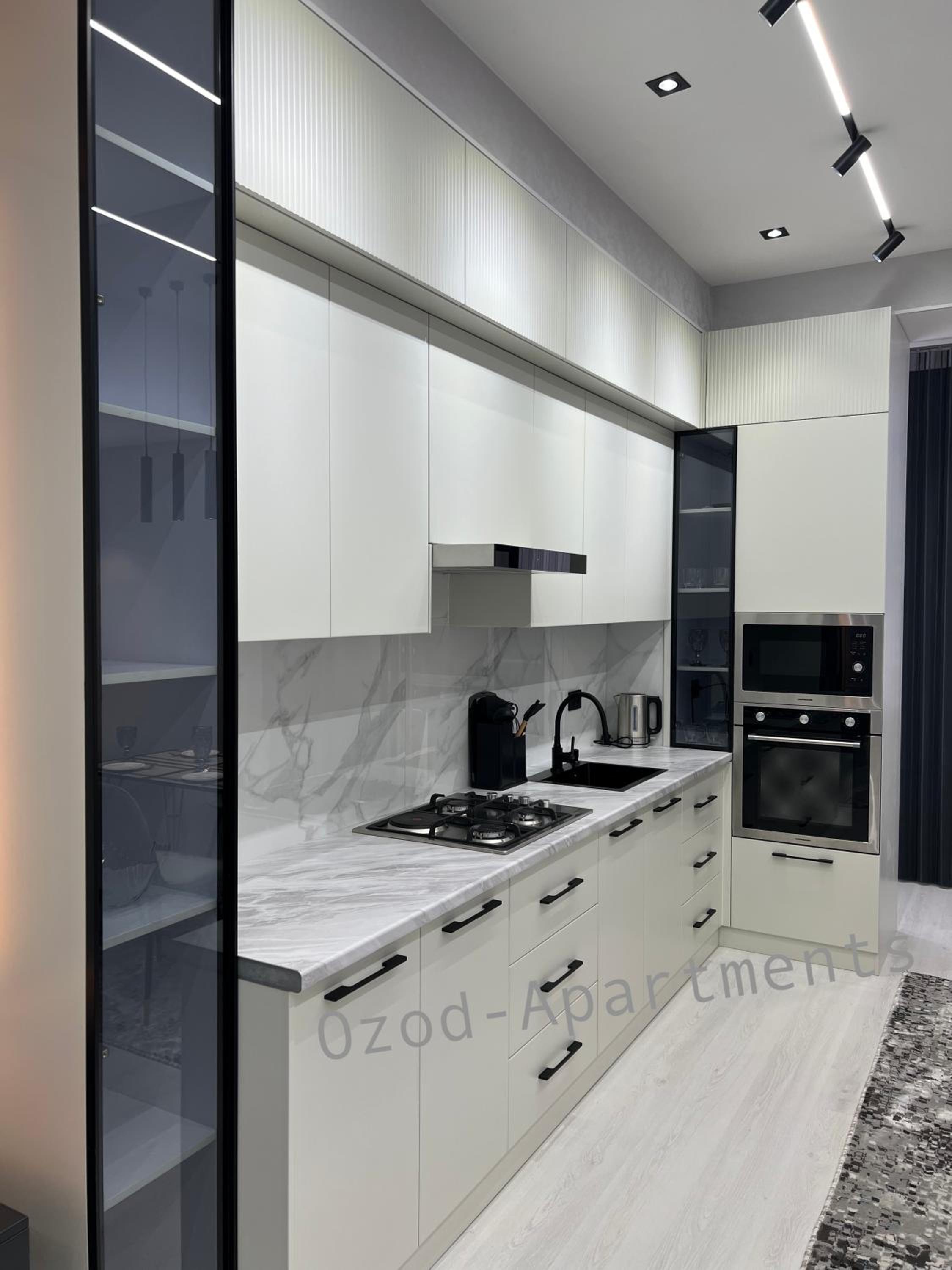 2-roomed apartment close to REGISTAN Ozod Apartments