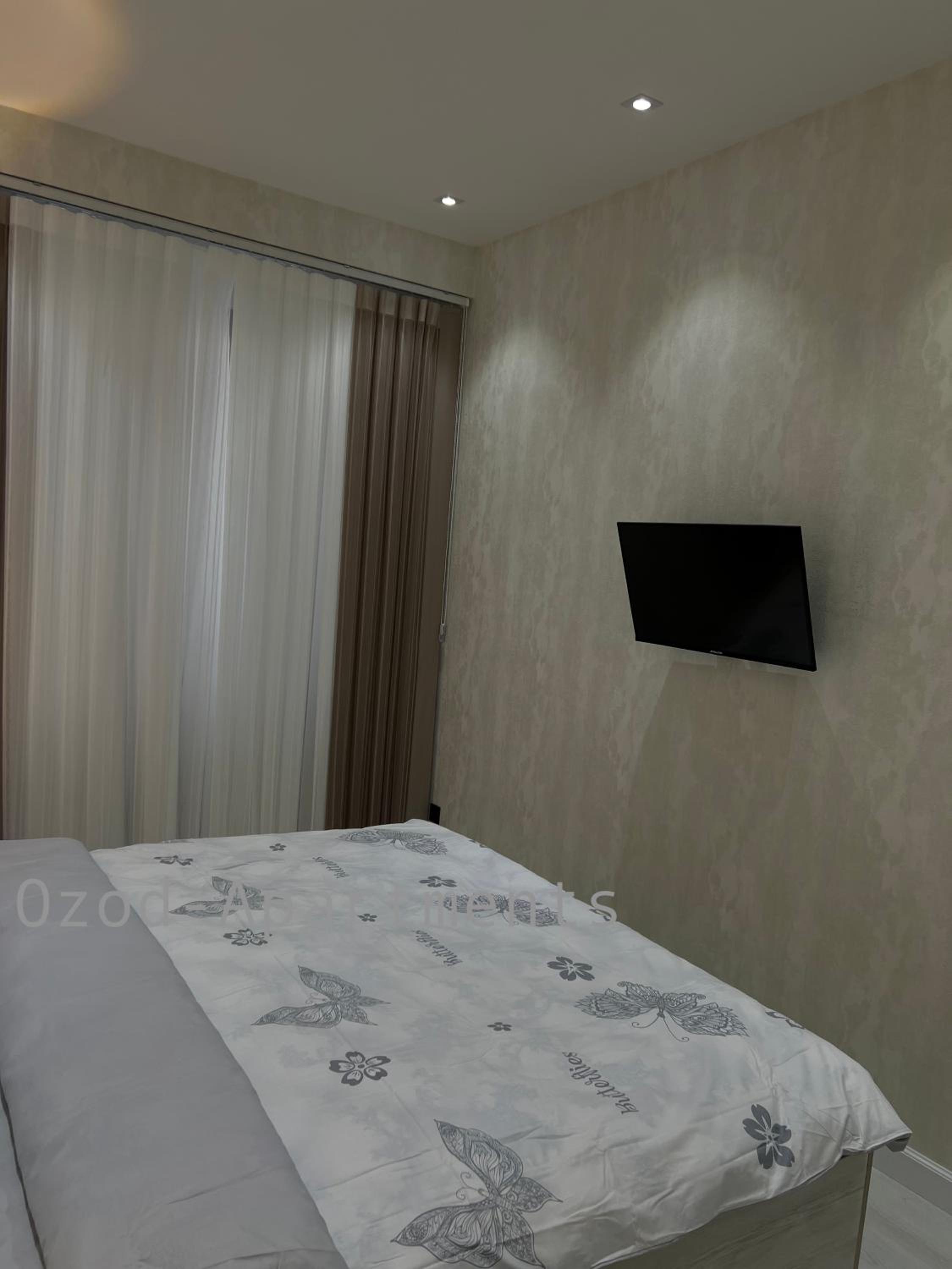 2-roomed apartment close to REGISTAN Ozod Apartments