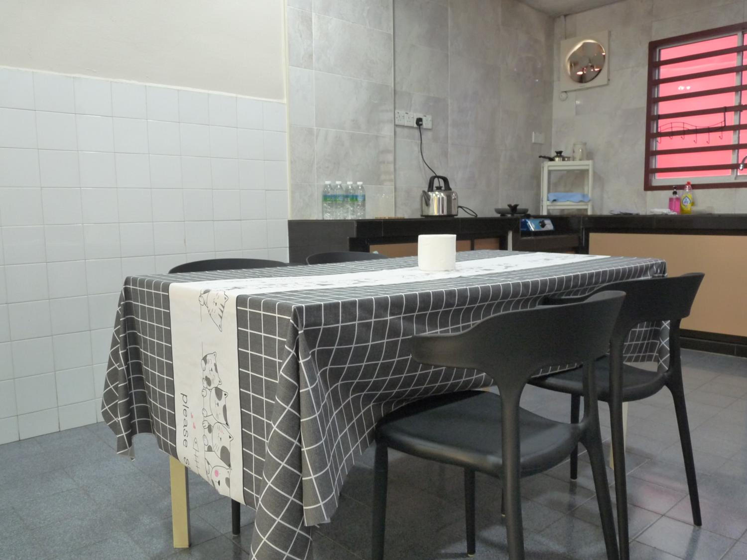 Relax House near Teluk Cempedak Kuantan photo 4