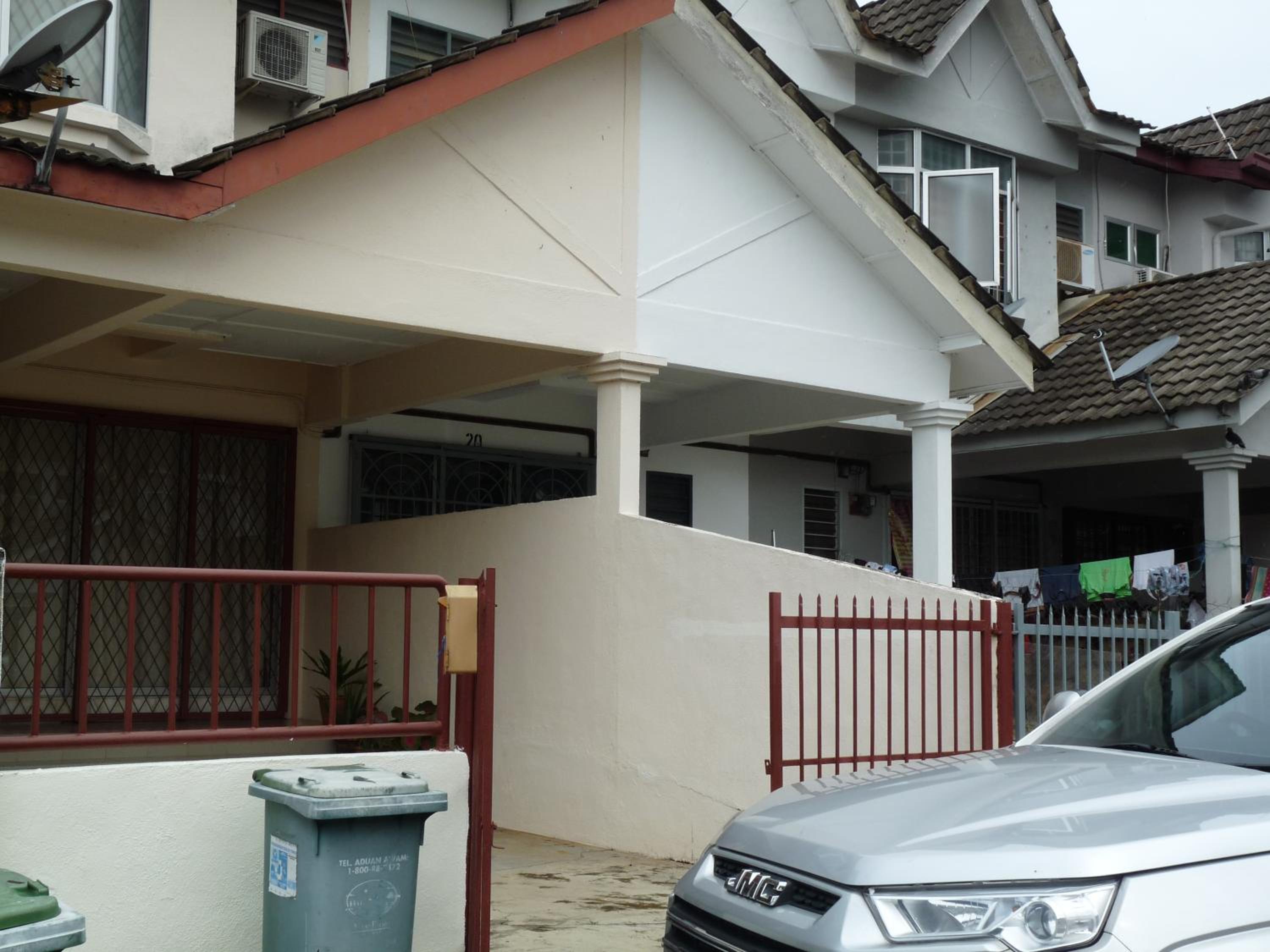 Relax House near Teluk Cempedak Kuantan photo 1