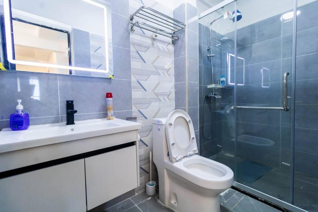 Luxury 1bdrm with an extra room Valley heights Kilimani view 3