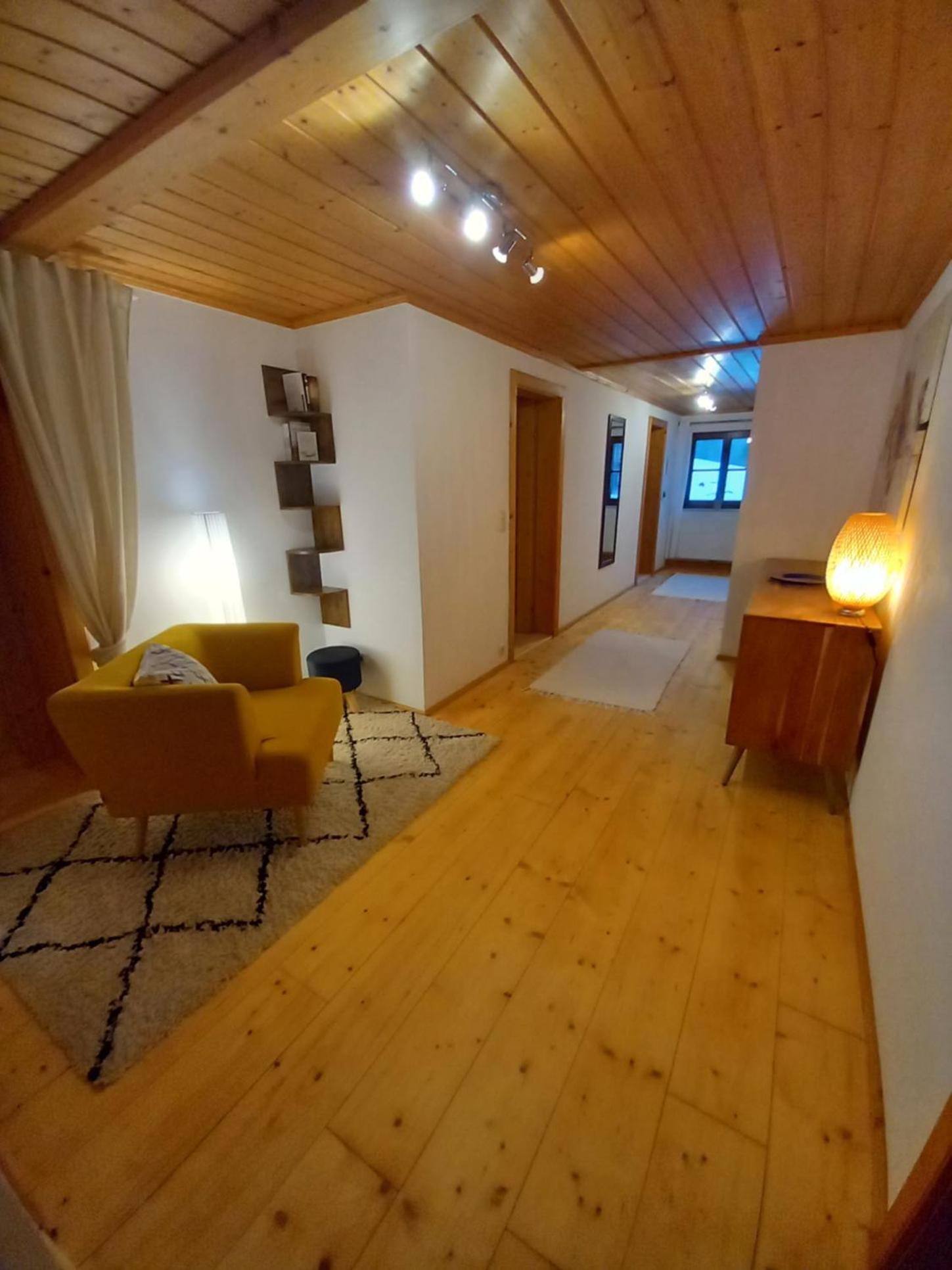 S'Rastl direkt mit Bergpanorama