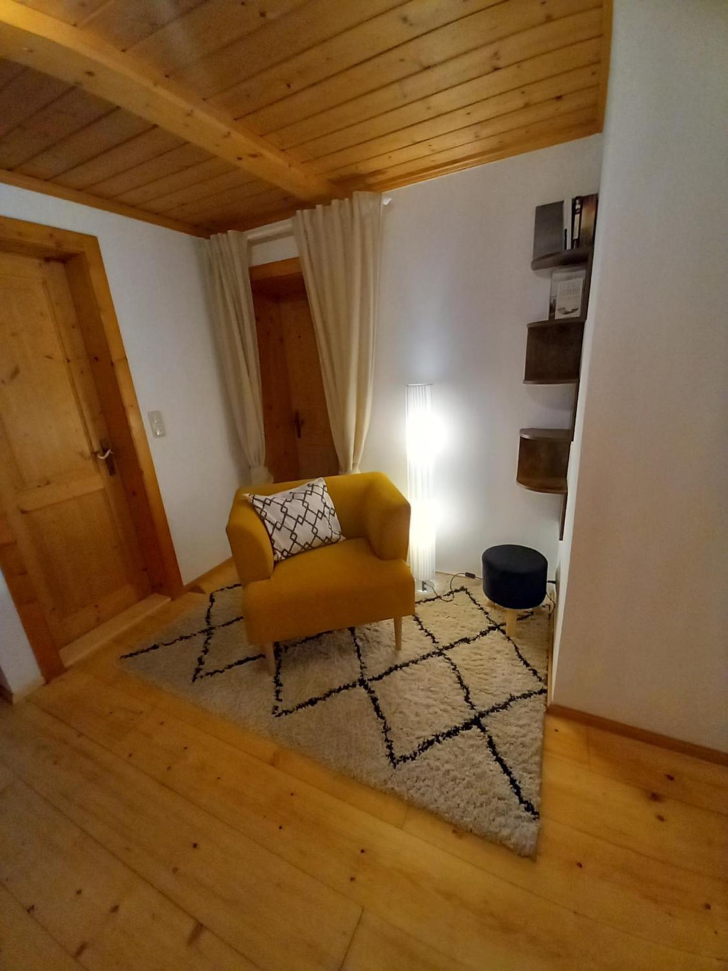 S'Rastl direkt mit Bergpanorama