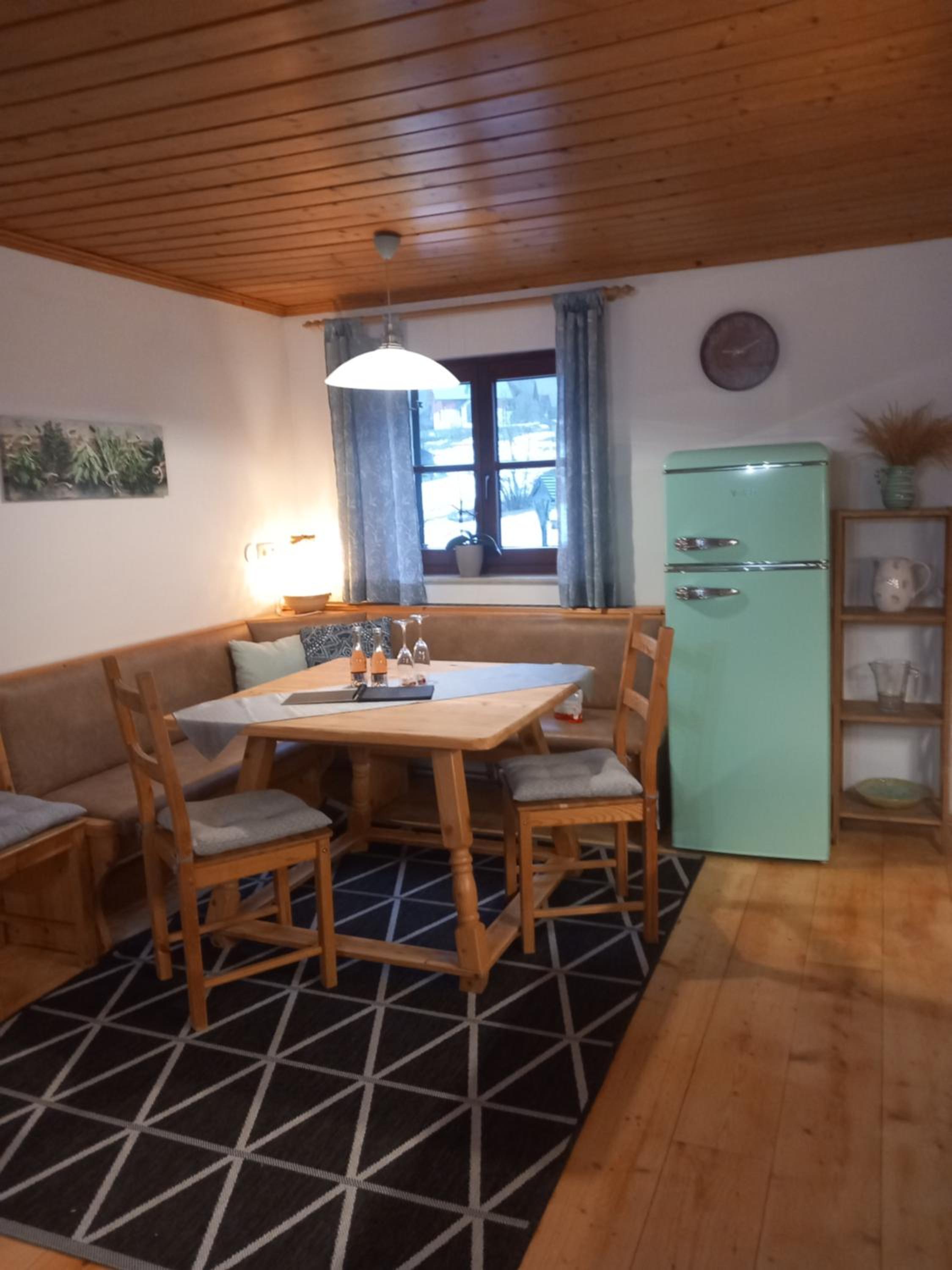 S'Rastl direkt mit Bergpanorama