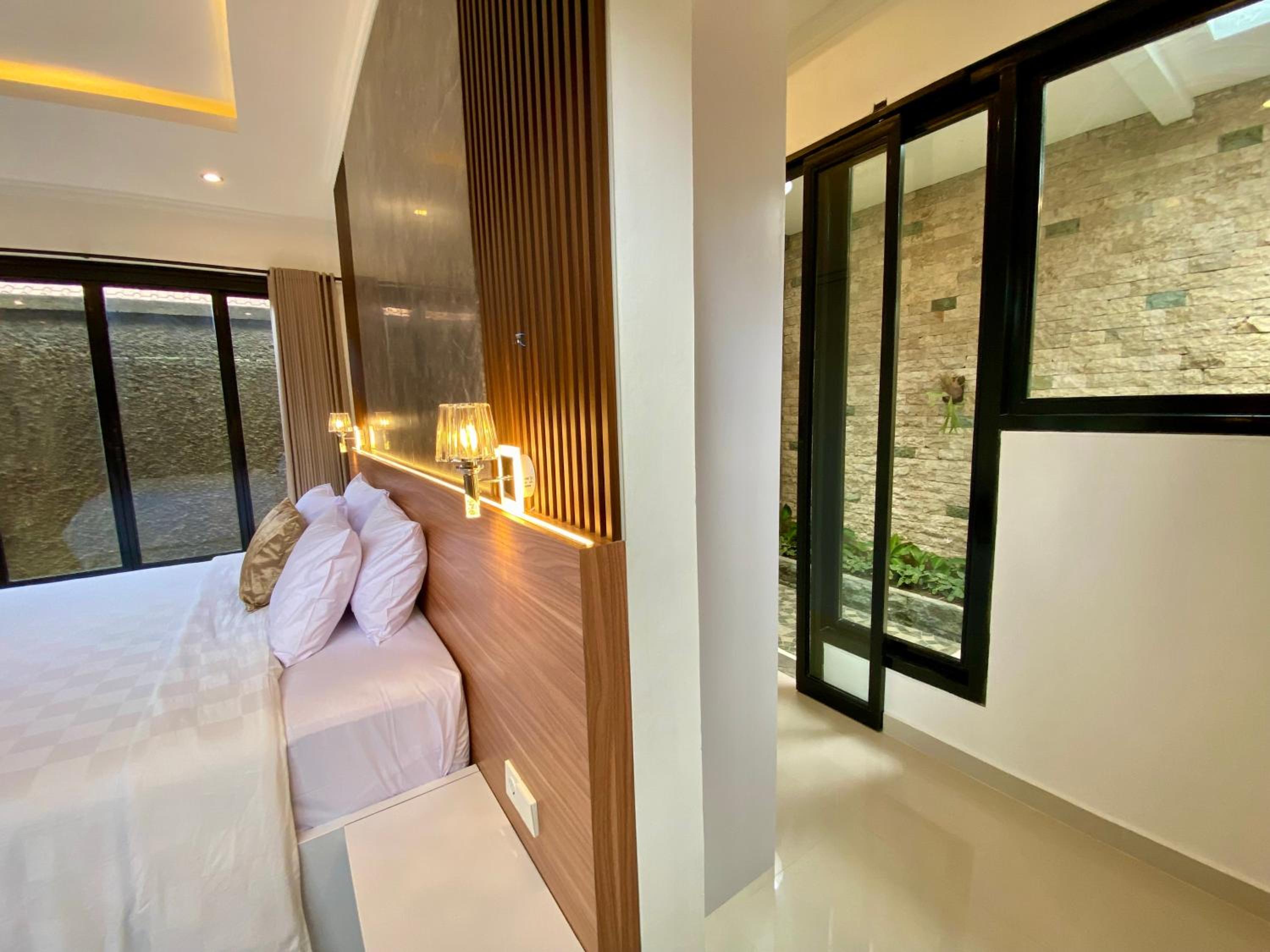 Villa Cempaka Putih by PURRA view 5