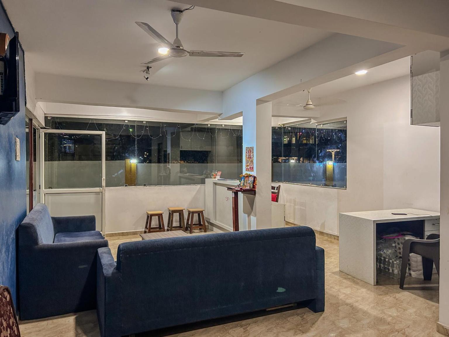 LA Costa Residency