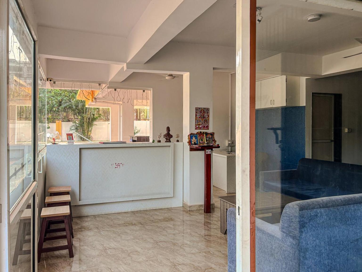LA Costa Residency