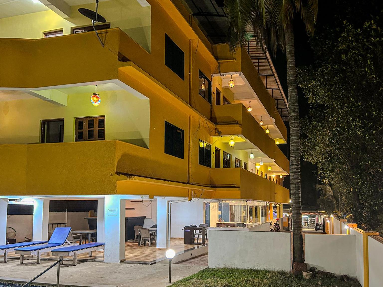 LA Costa Residency