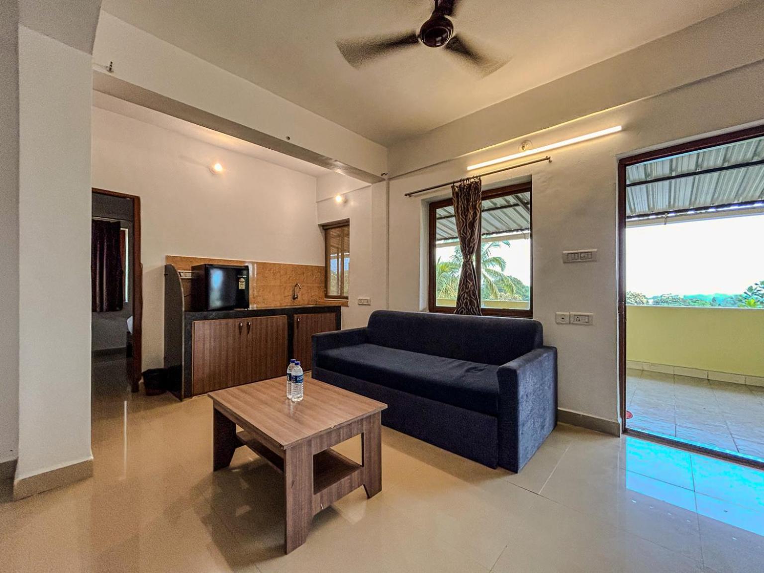 LA Costa Residency