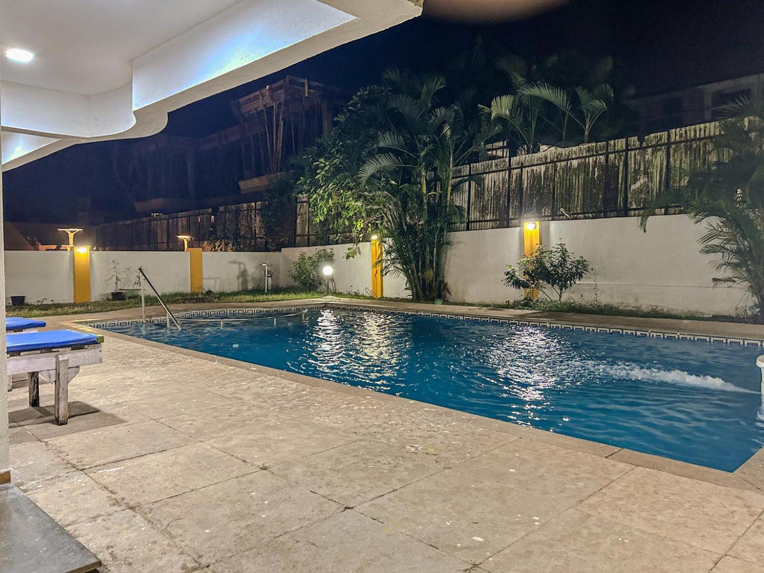 LA Costa Residency