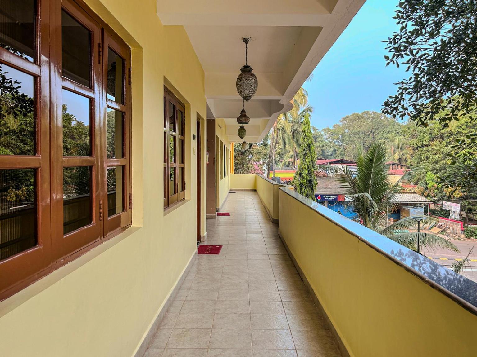 LA Costa Residency