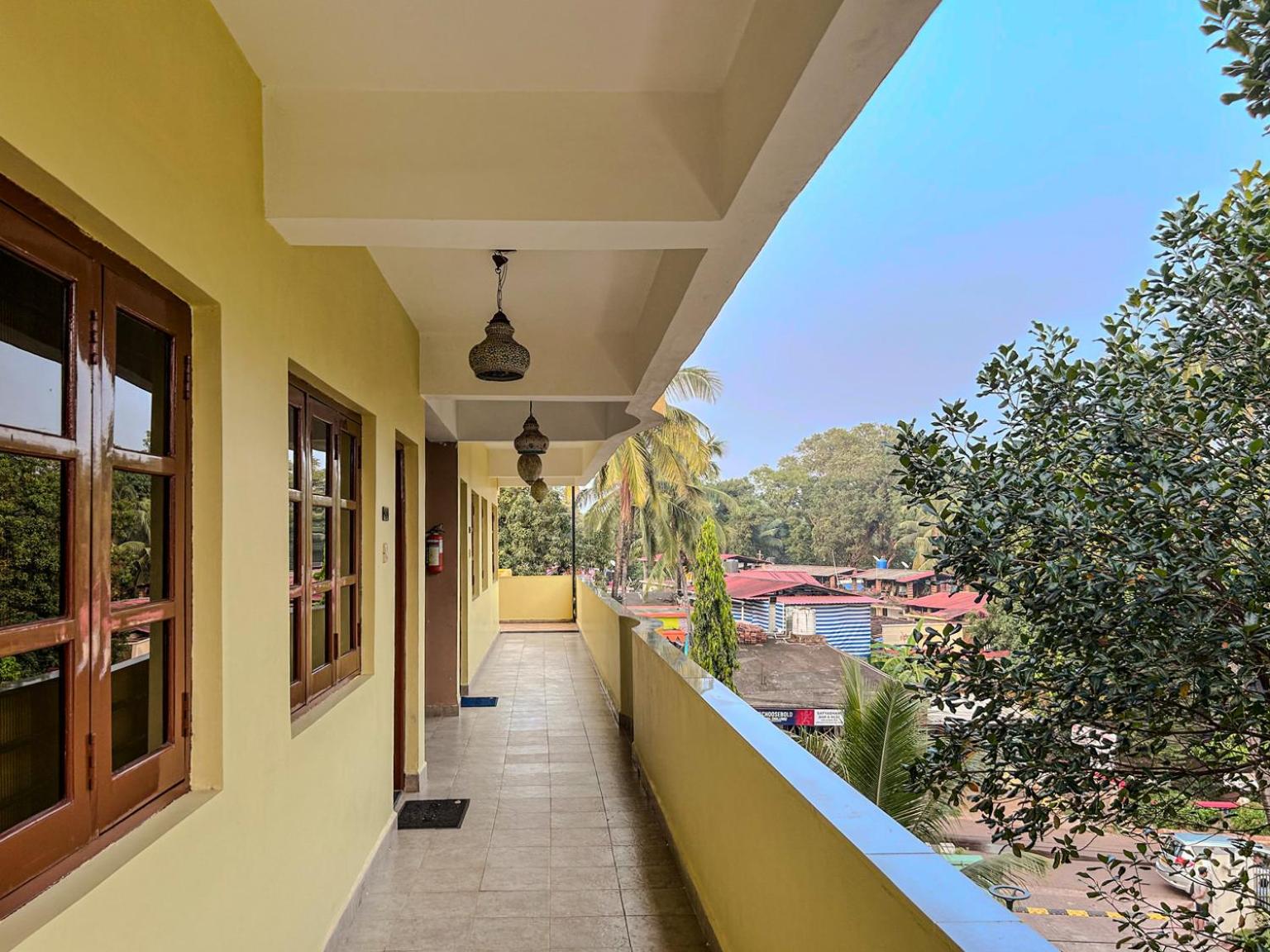 LA Costa Residency