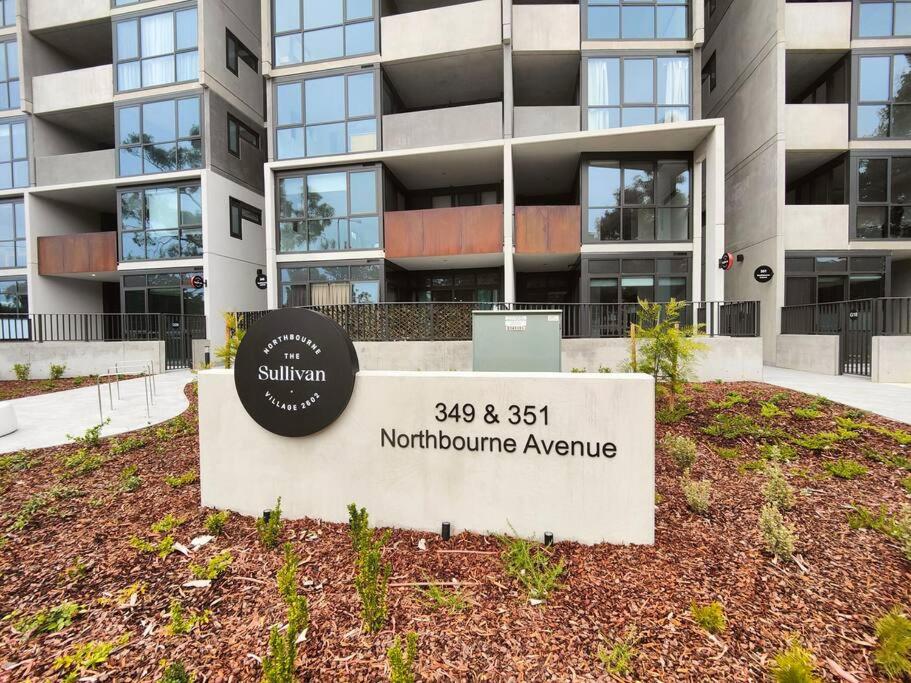 Brand-new 1-Bedroom Apartment at Inner North Suburb