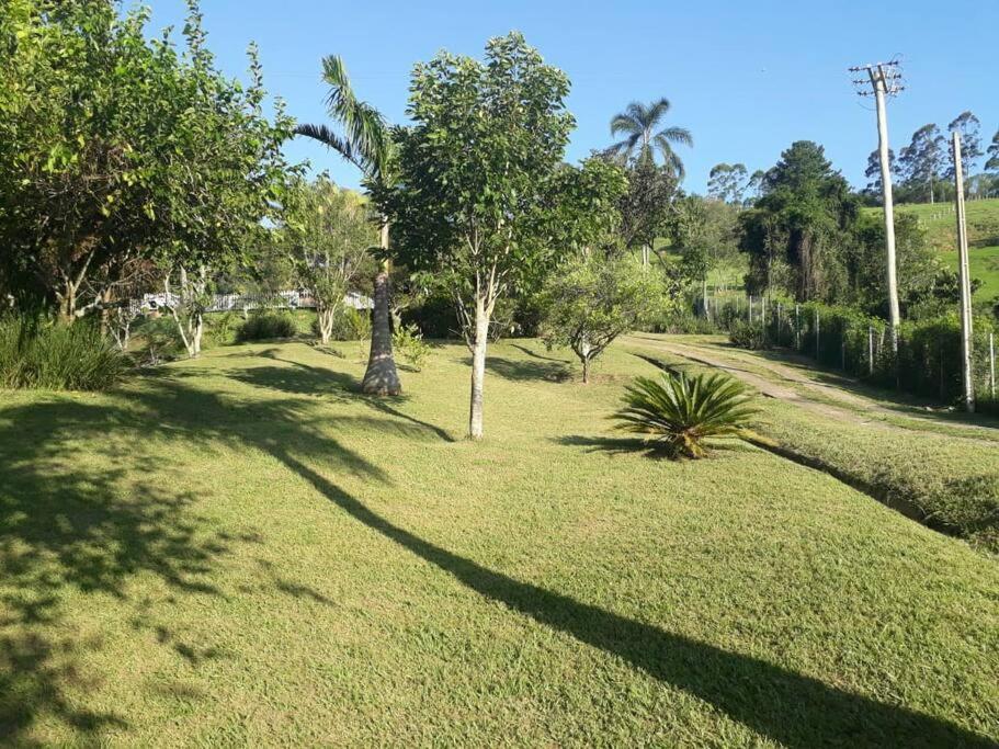 Paraiso em Piracaia - Belíssima Chácara