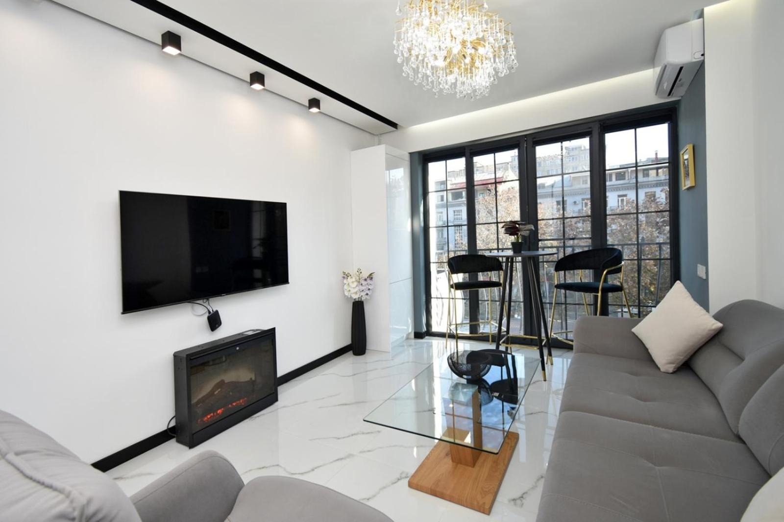 Mashtots Avenue, 2 bedrooms Luxury and Modern apartment MA777