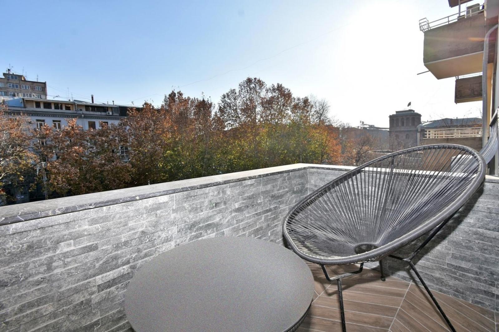 Mashtots Avenue, 2 bedrooms Luxury and Modern apartment MA777