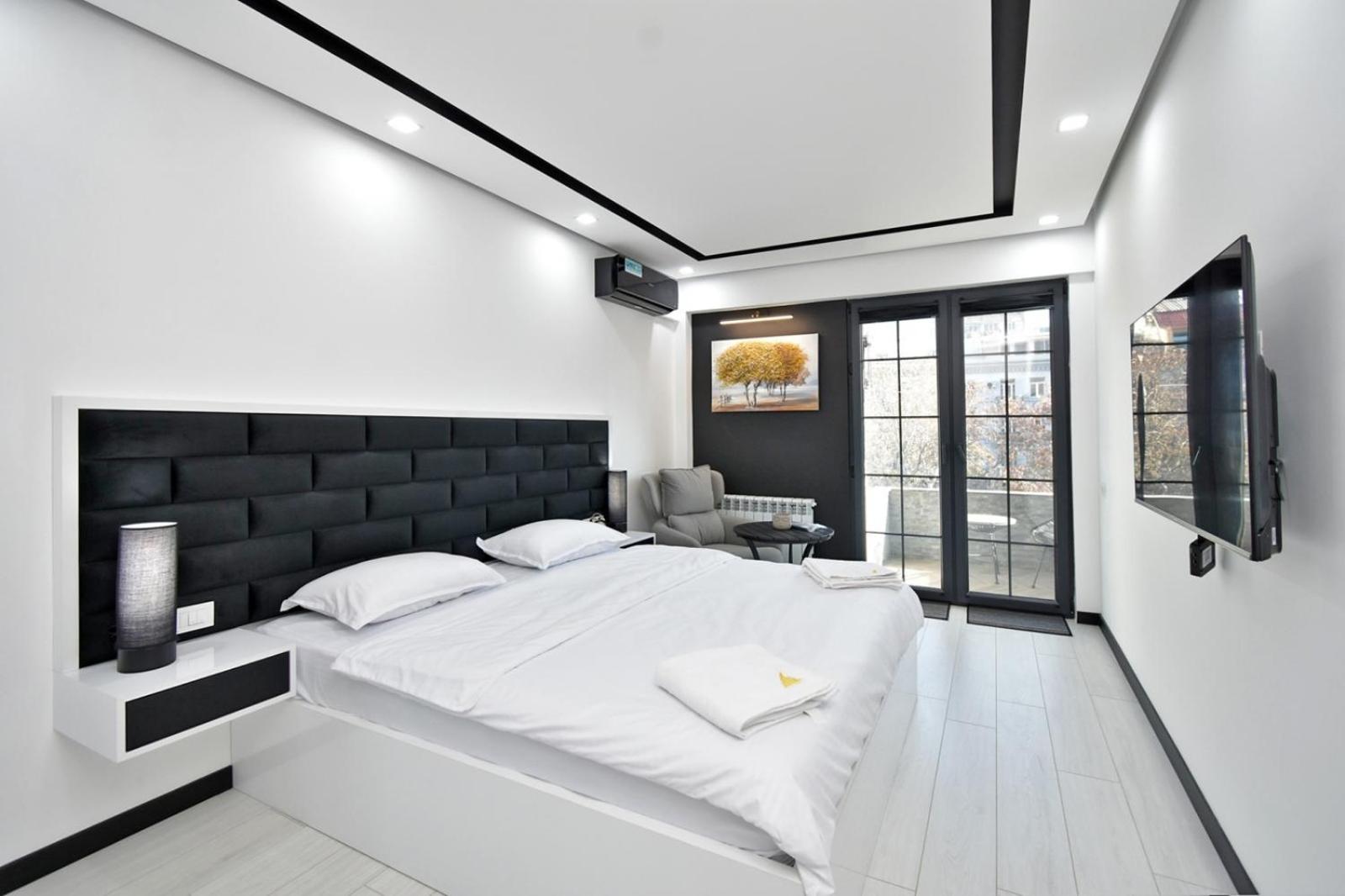 Mashtots Avenue, 2 bedrooms Luxury and Modern apartment MA777