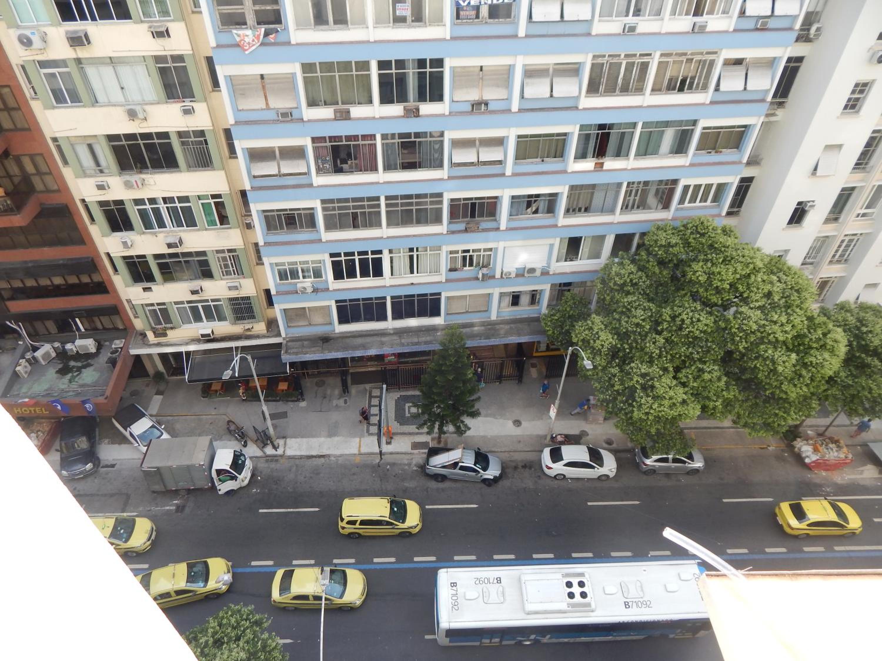 Flat Atlântica Alto luxo - Posto 6 Copacabana - CP02