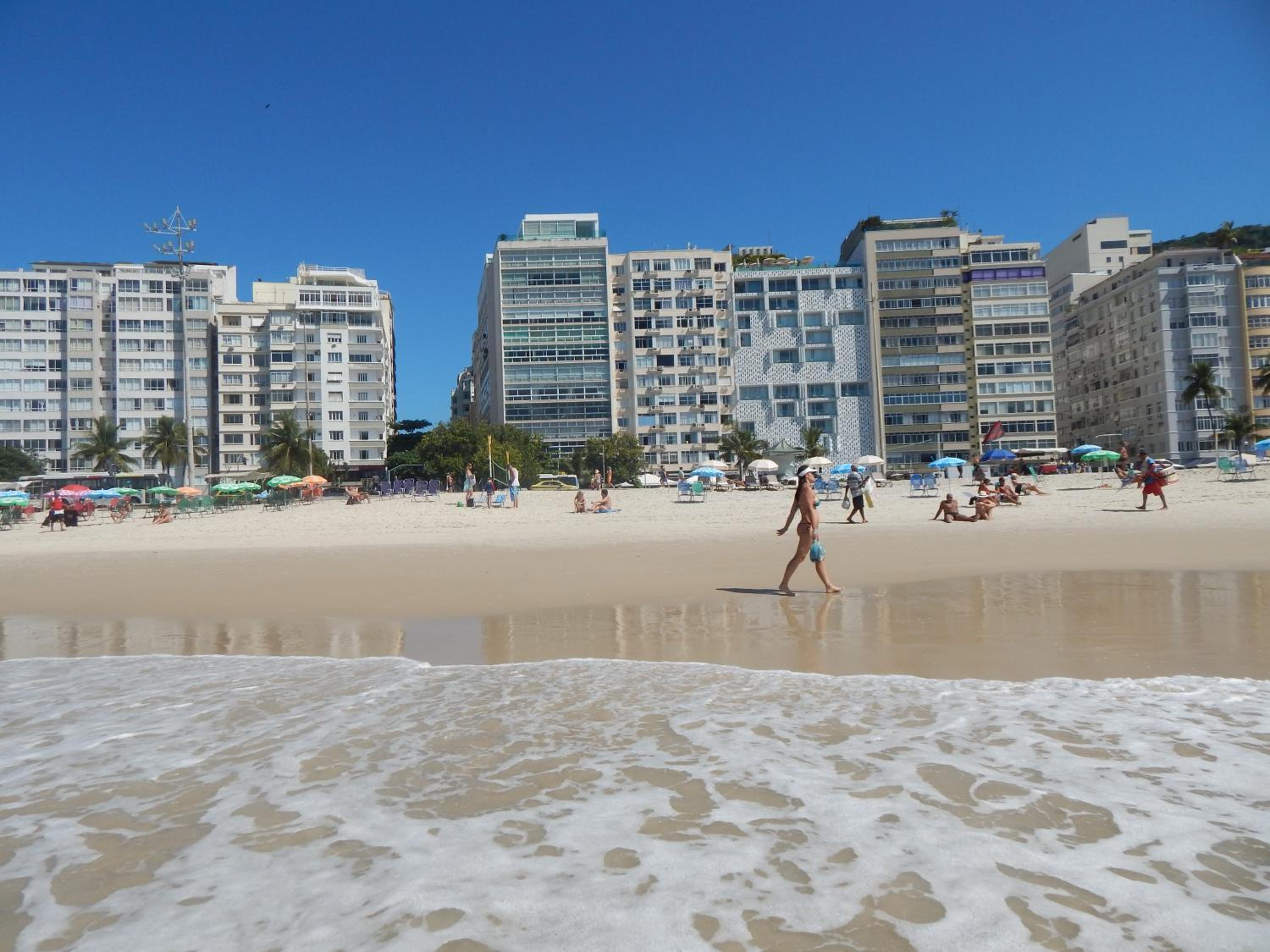 Flat Atlântica Alto luxo - Posto 6 Copacabana - CP02