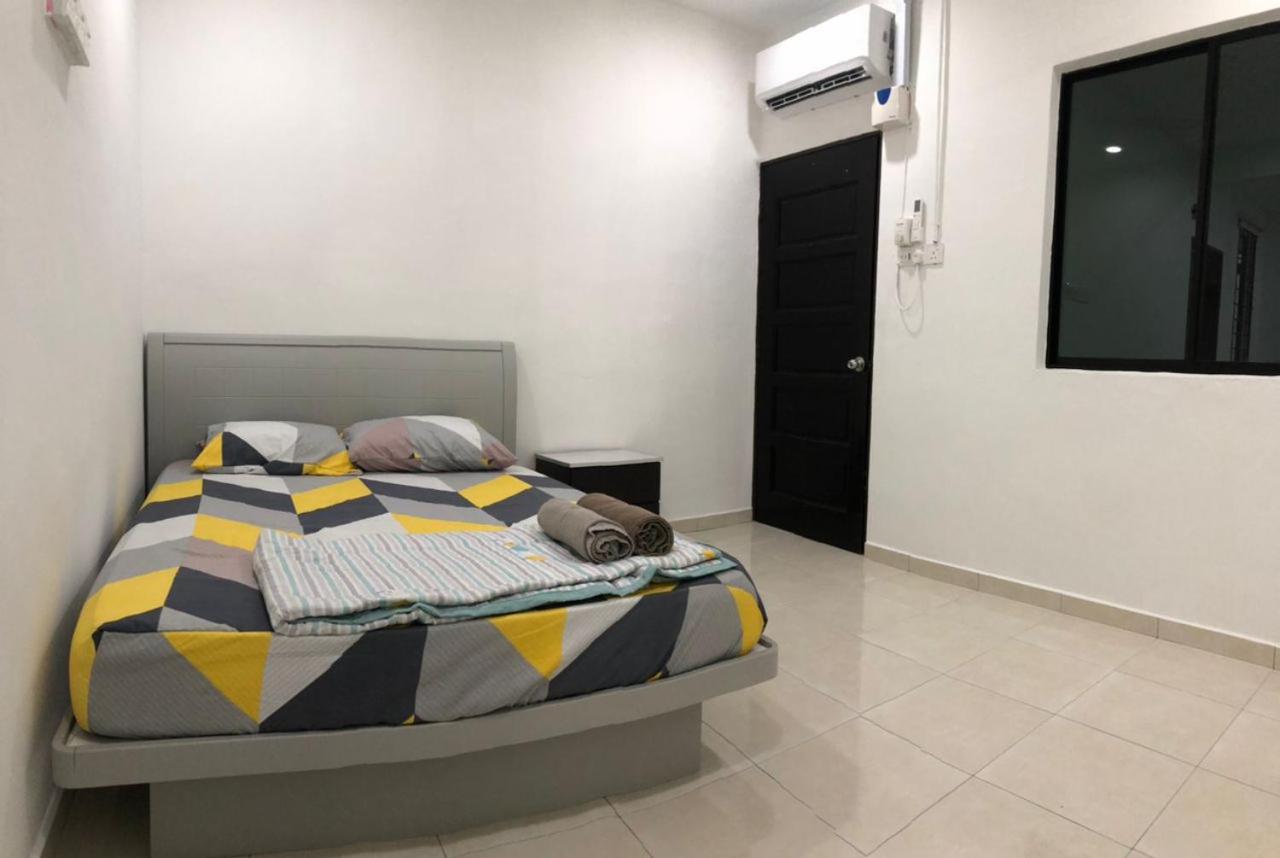 4 Bedrooms Semi D Homestay by Mr Homestay photo 3