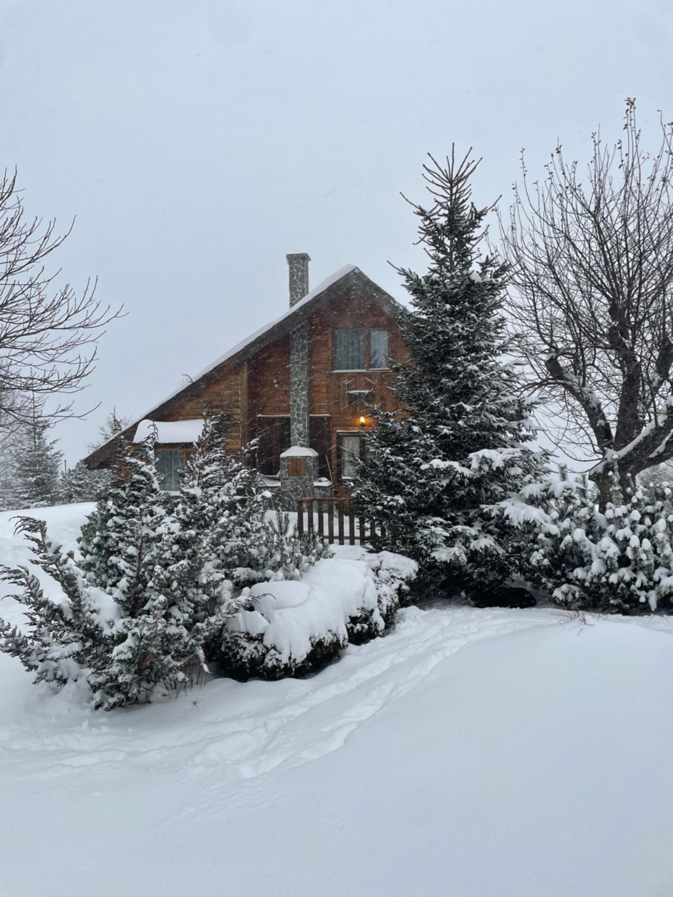 Chalet Ro view 3