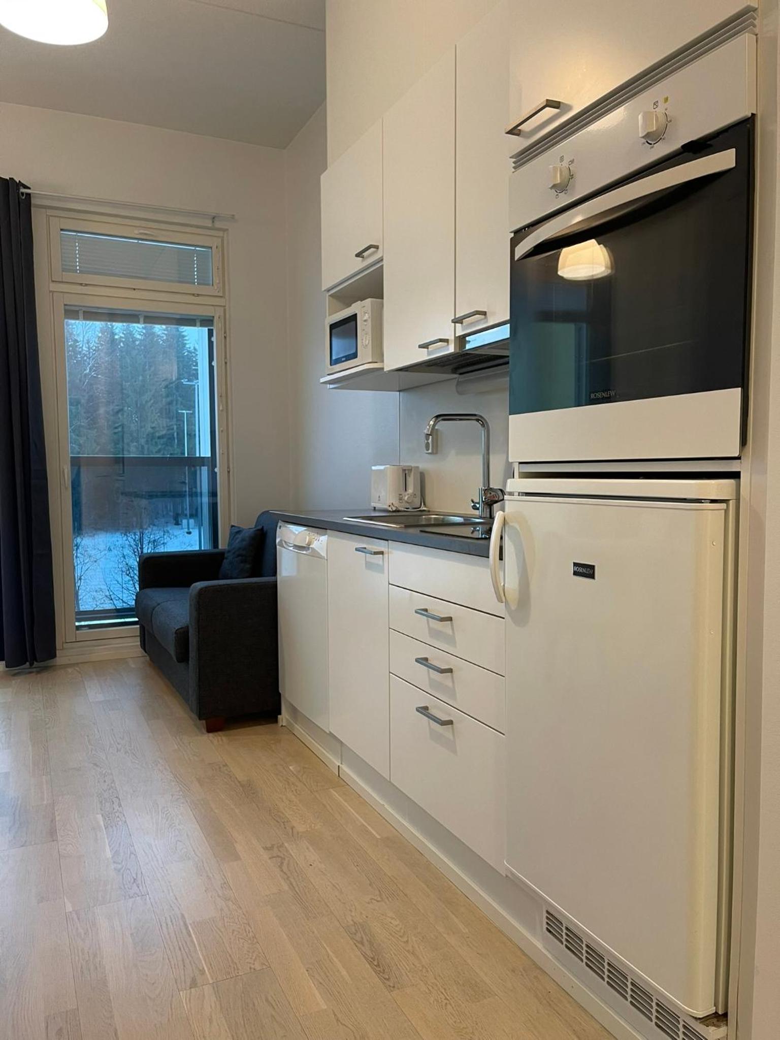 Lovely apartment next to the train station