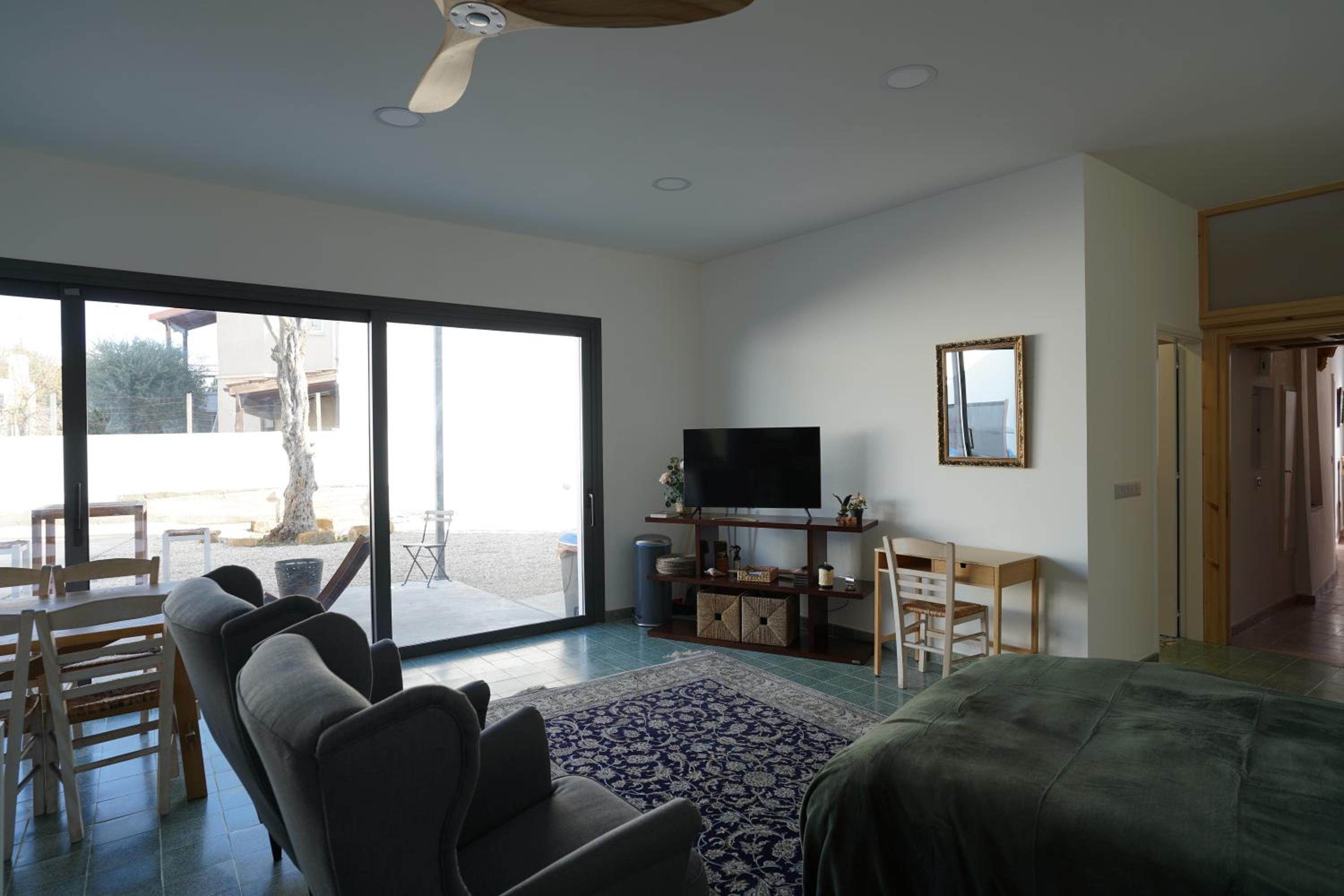 Extra Large Studio with Courtyard