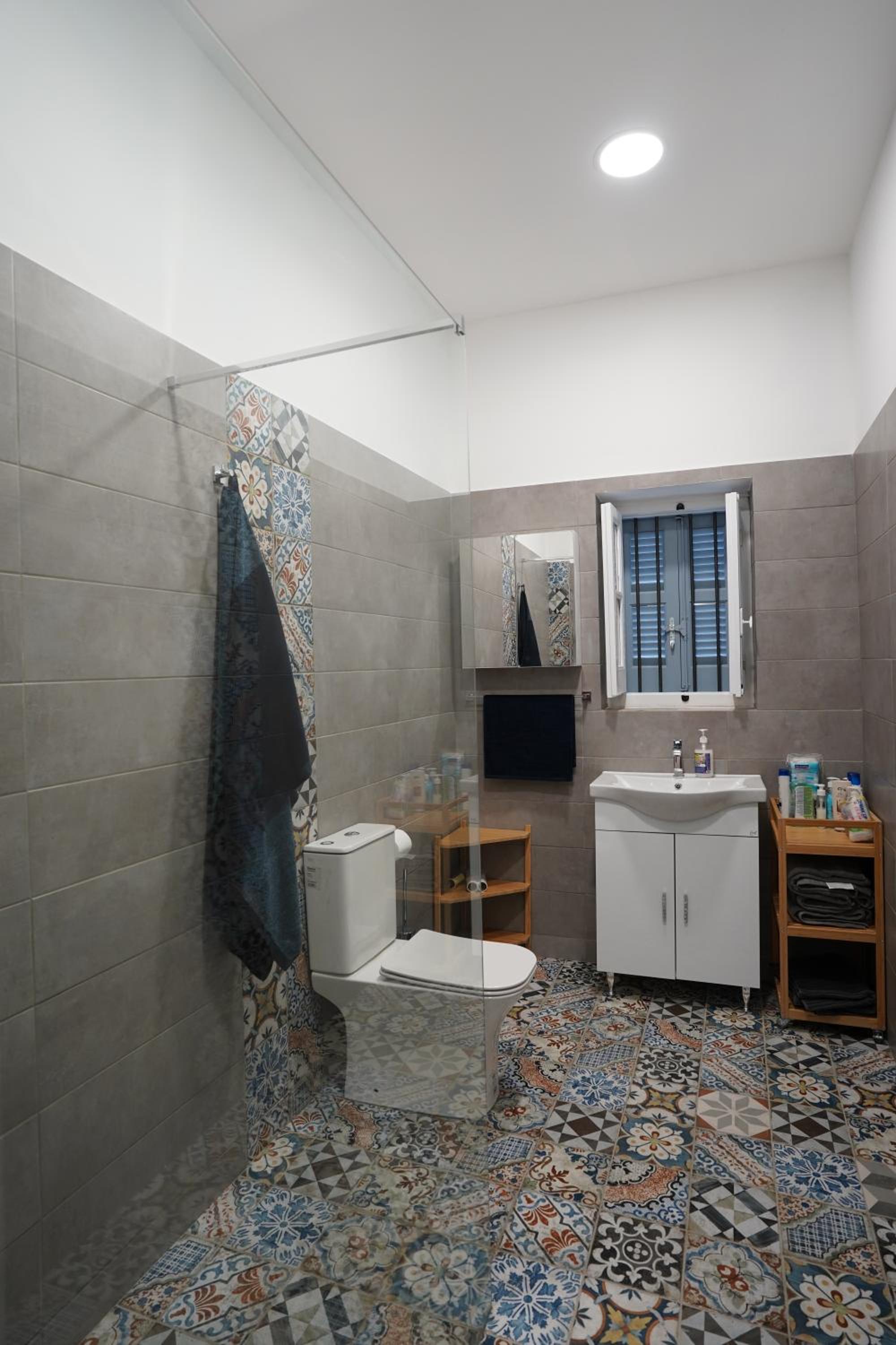 Extra Large Studio with Courtyard