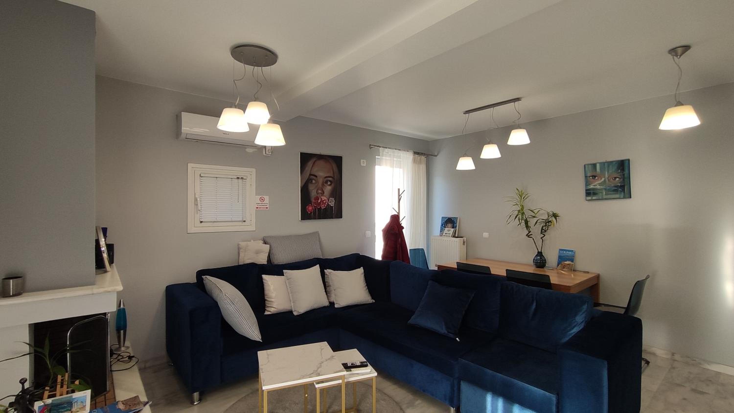Beautiful maisonette with a view to the mountains and the sea