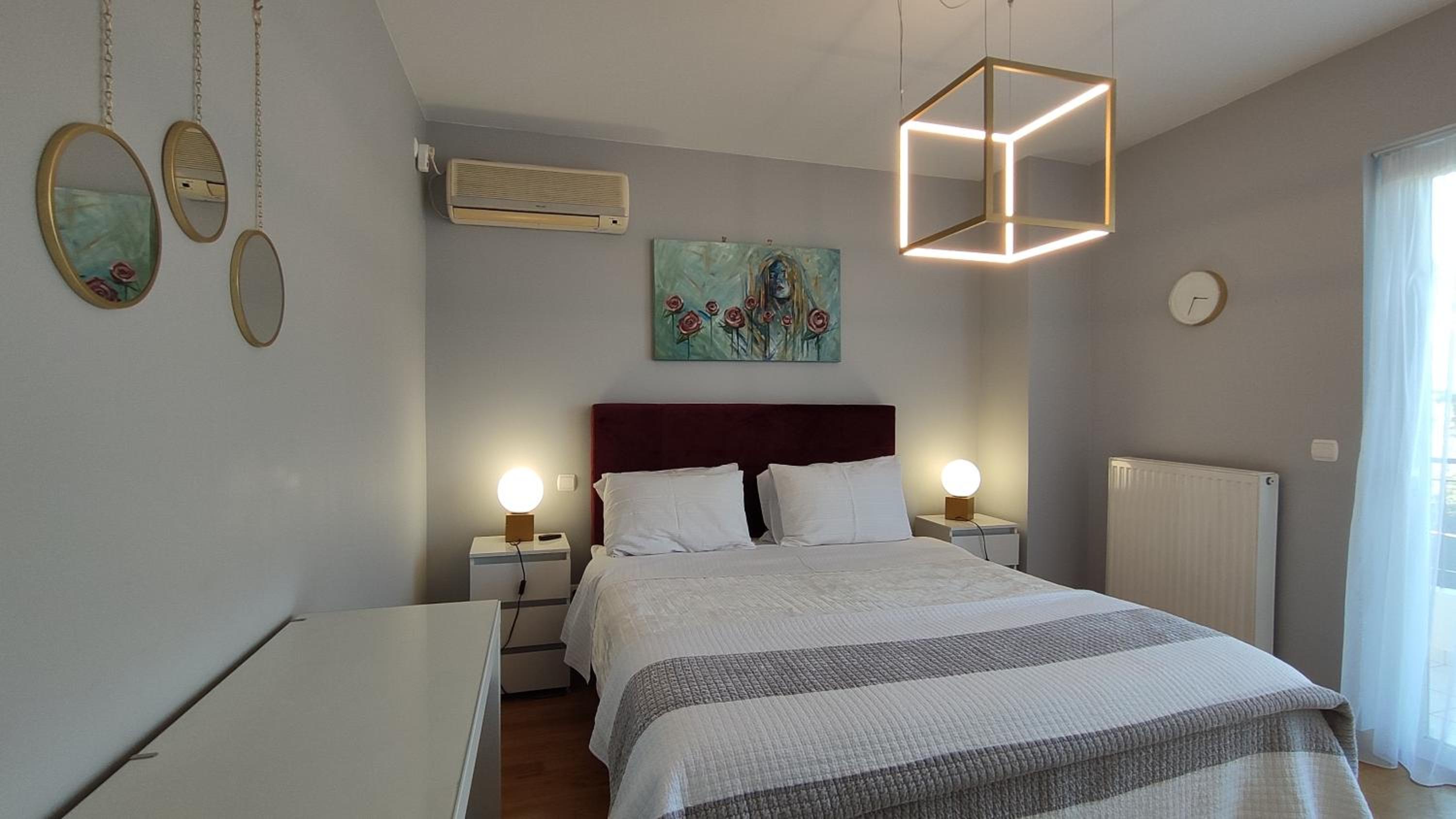 Beautiful maisonette with a view to the mountains and the sea