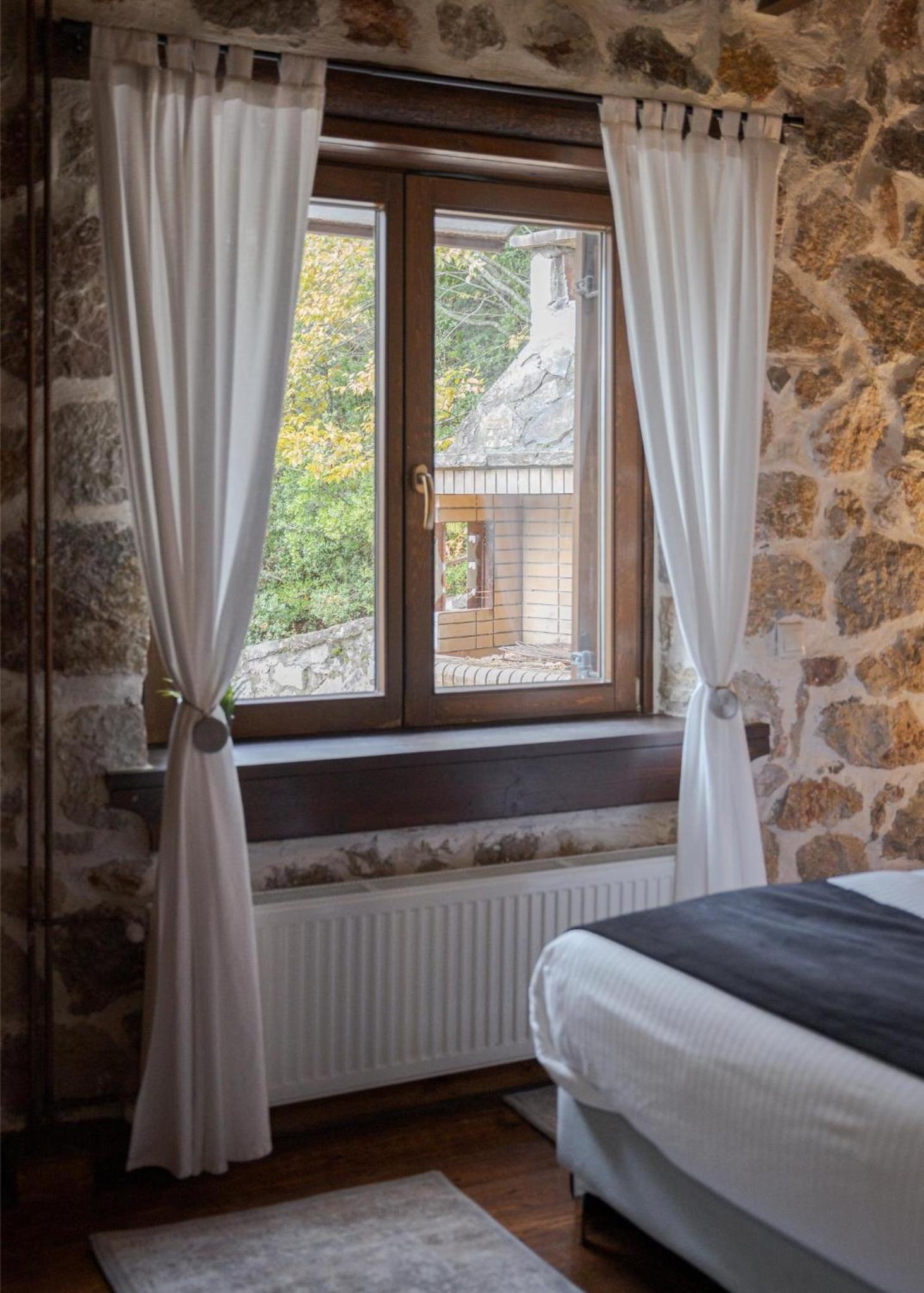 Parnassus Woodstone Chalets- N1- N2- N3