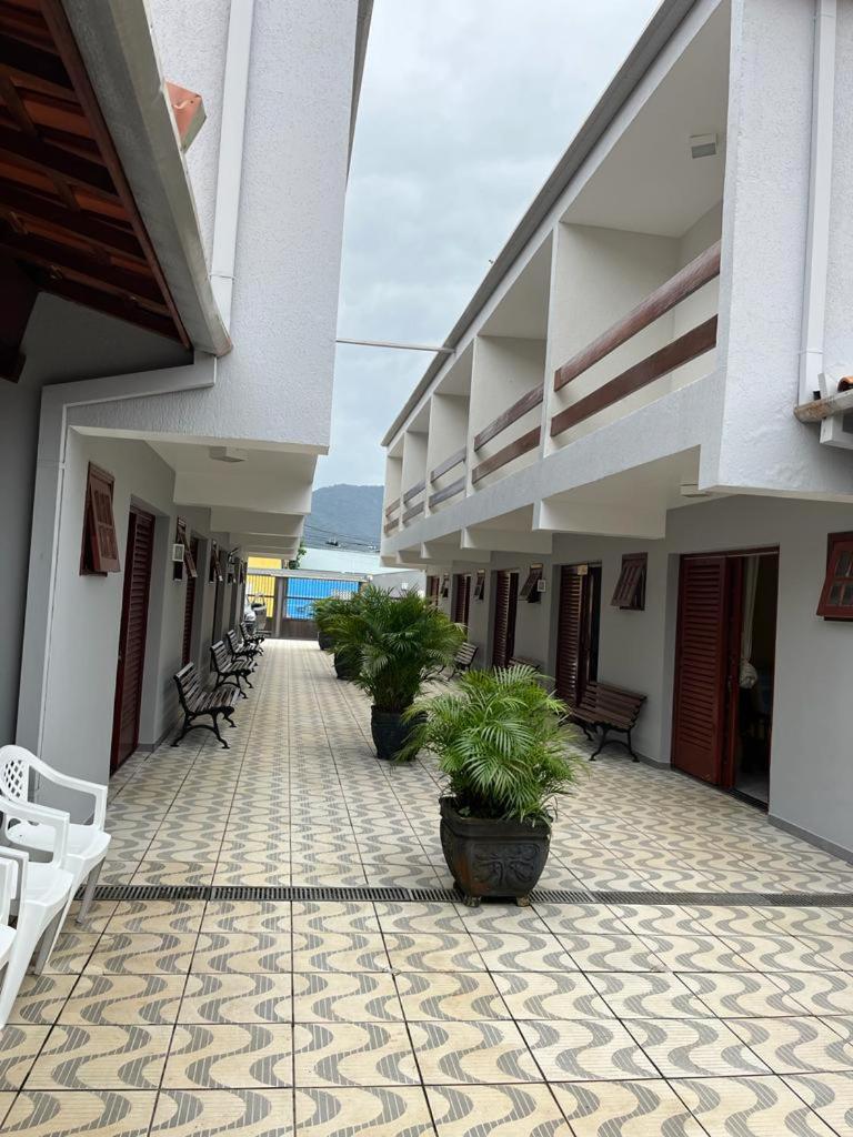 UBATUBA Village Americana