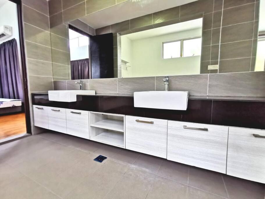Anjung Kajang Luxury Bungalow