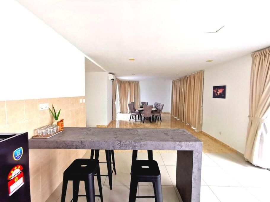 Anjung Kajang Luxury Bungalow