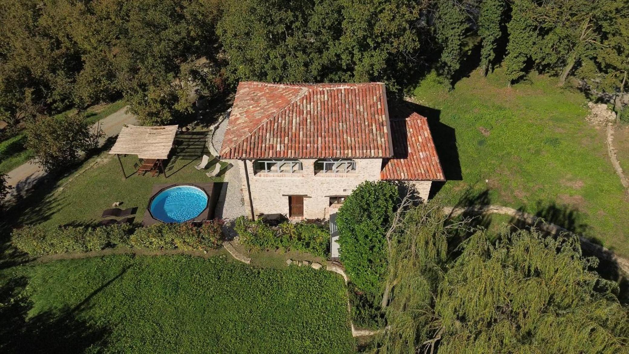 Spacious Langhe Vacation Family House With Large Garden - Nocciolina view 2